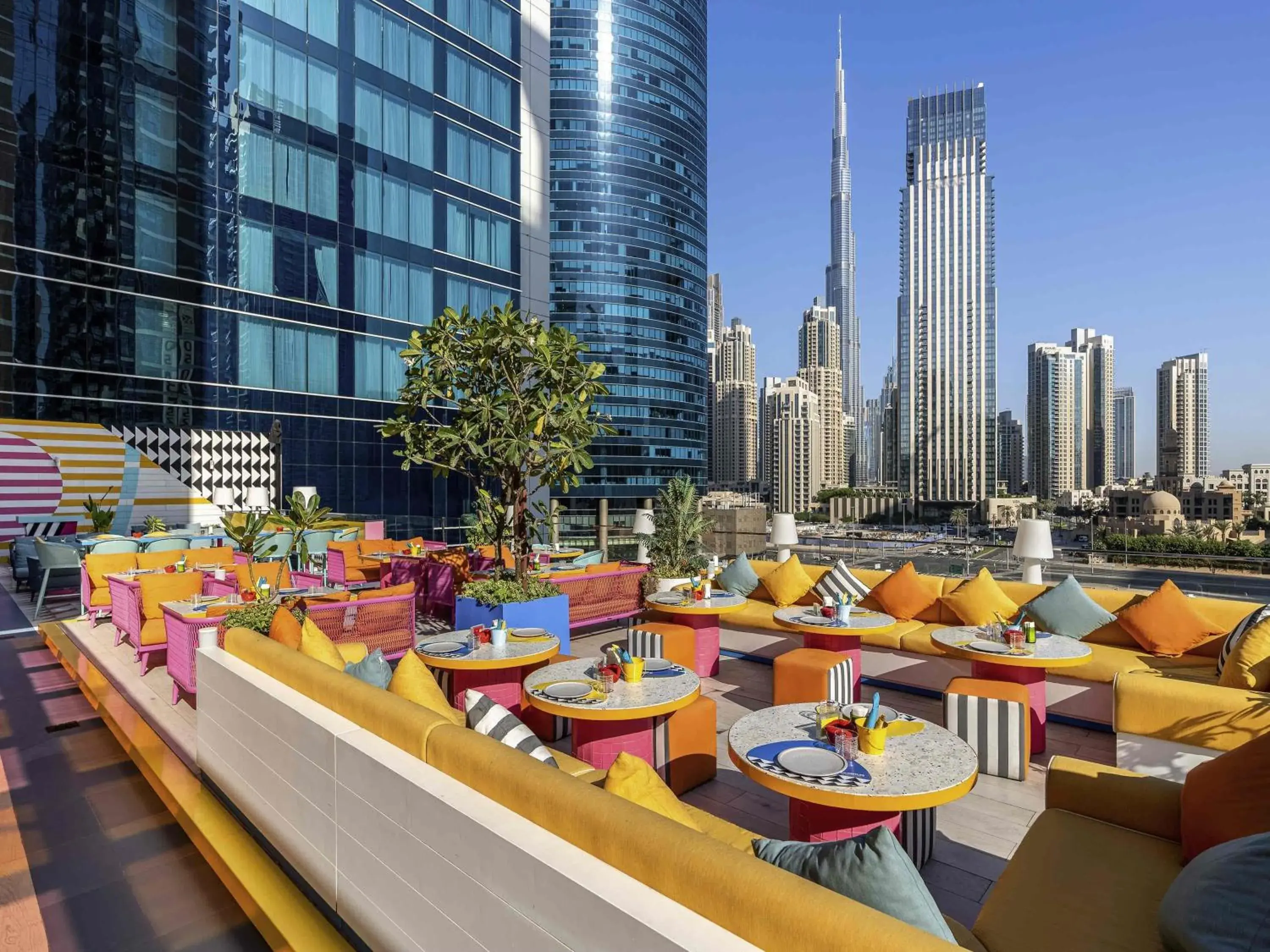 Restaurant/places to eat in Pullman Dubai Downtown Restaurant/places to eat in Pullman Dubai Downtown