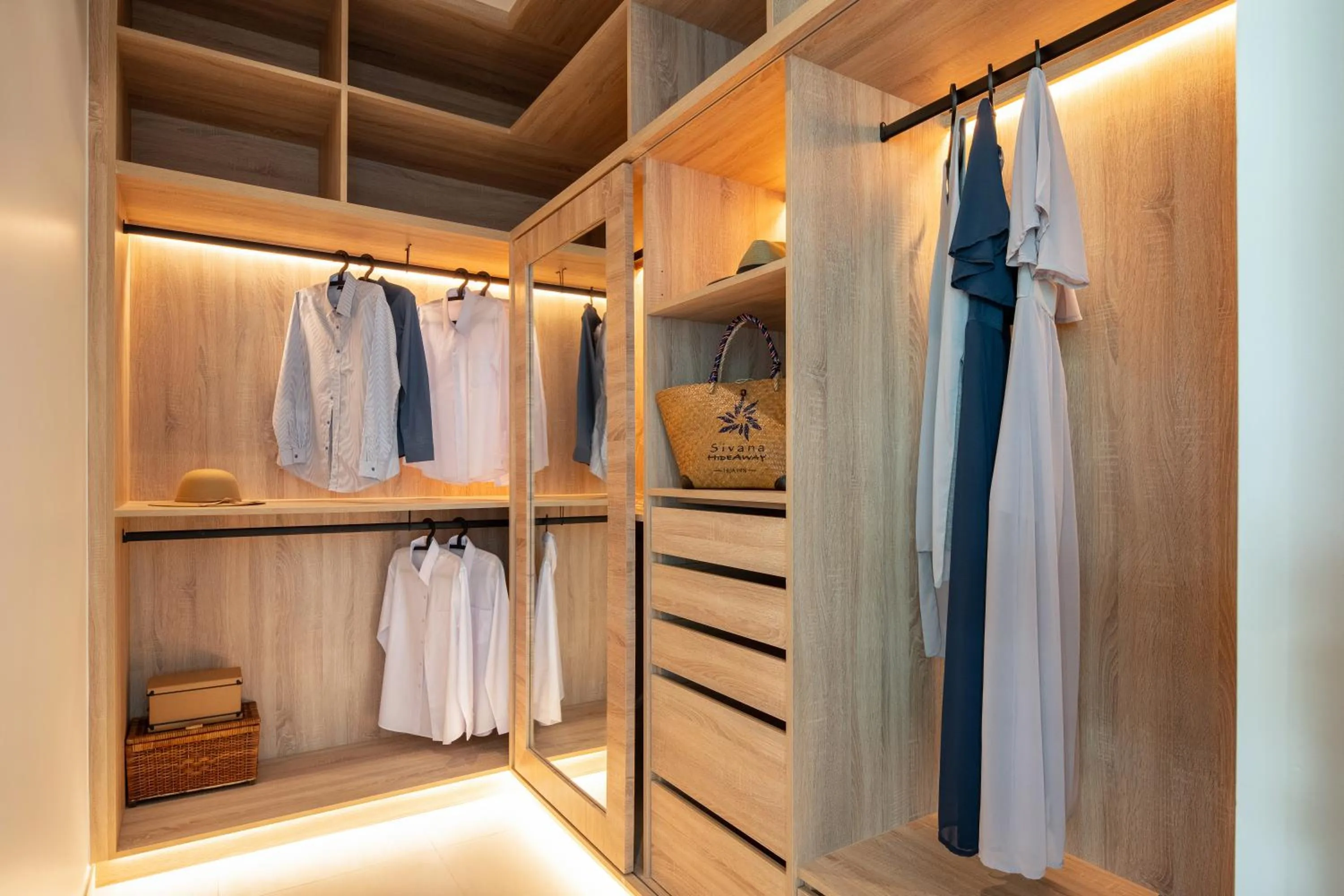 wardrobe in Sivana Gardens Villas Hua-Hin