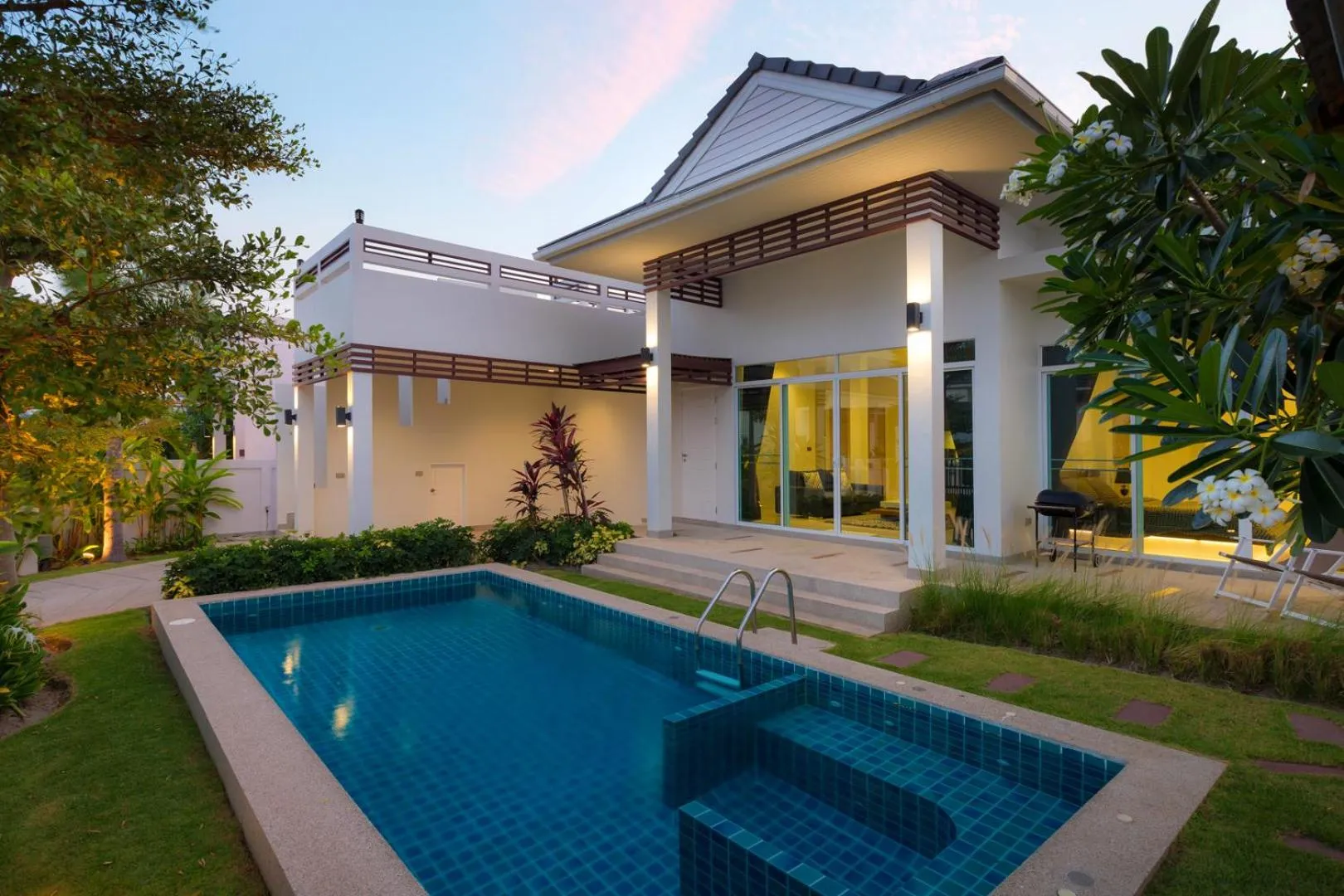 Swimming pool in Sivana Gardens Villas Hua-Hin