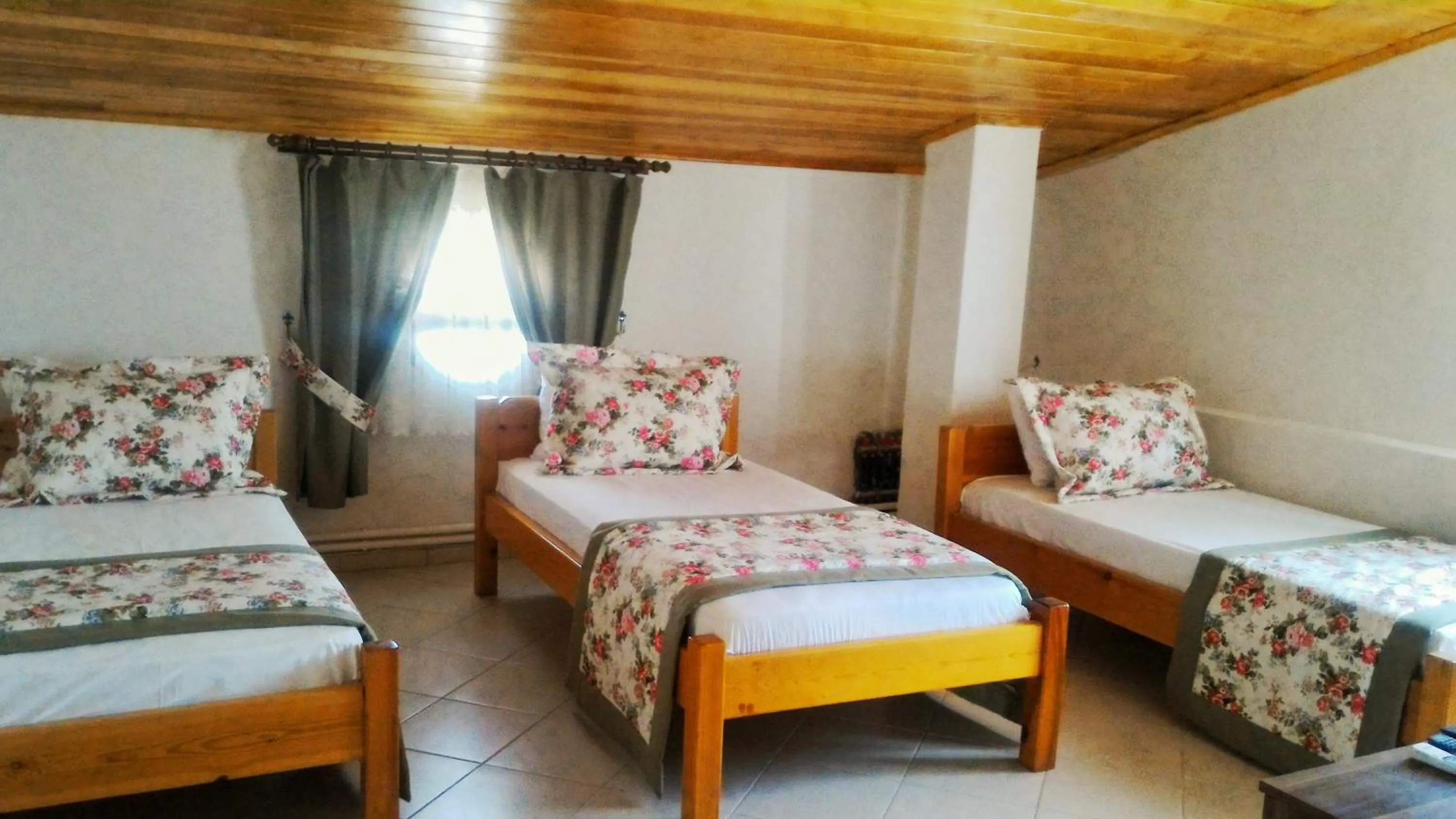 Photo of the whole room, Bed in Odunluk Tas Konak Hotel