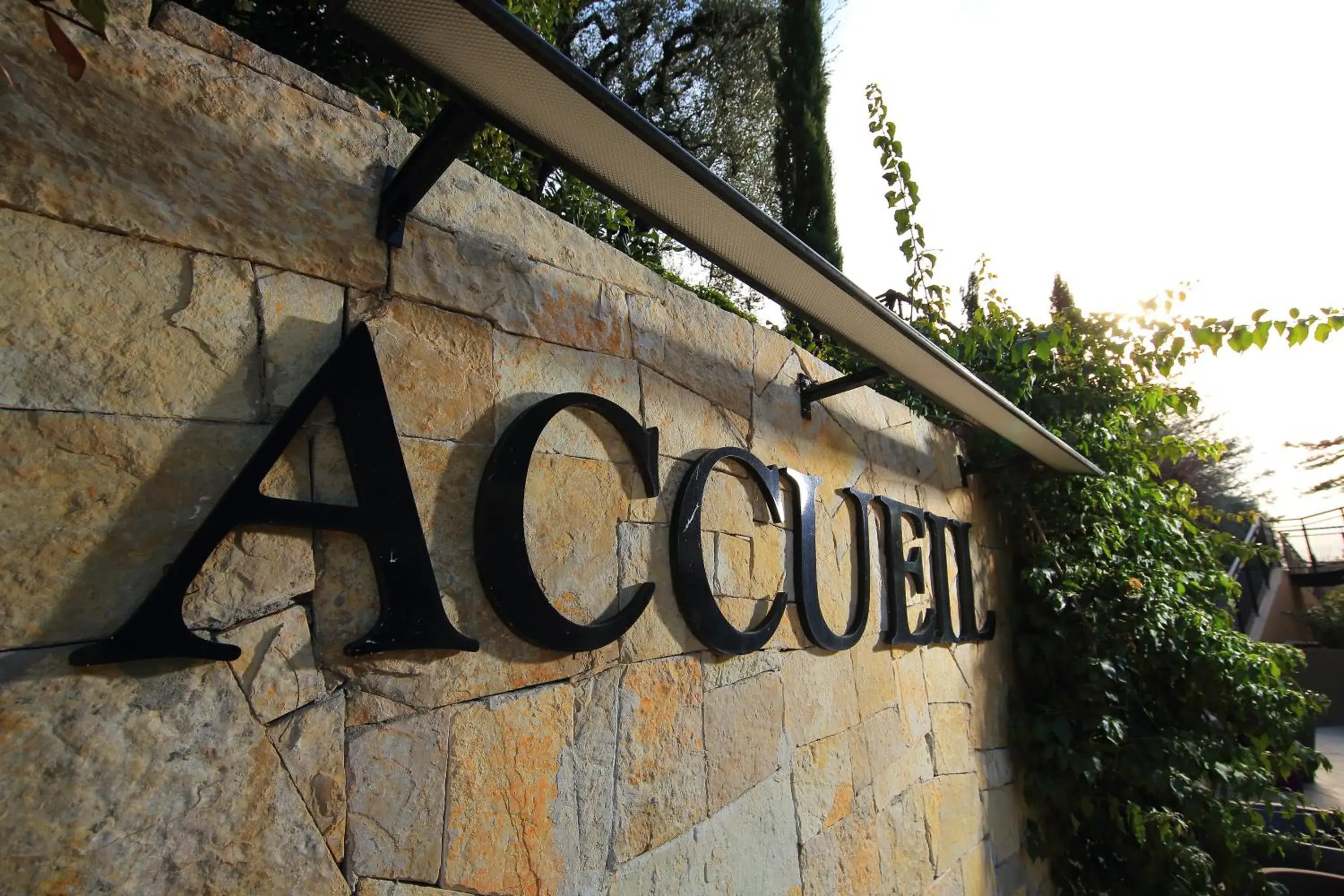 Facade/entrance in Adonis Mougins Facade/entrance in Adonis Mougins