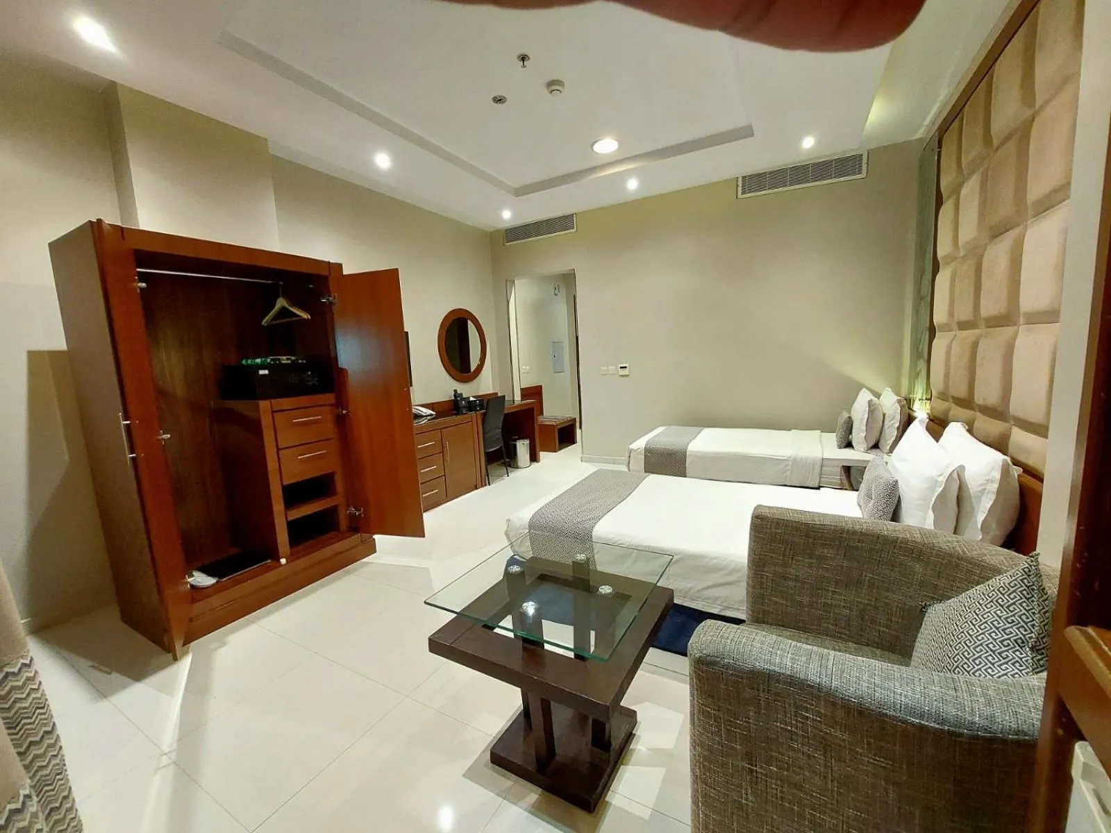 Bed in Al Muhaidb Down Town - King Fahd Road