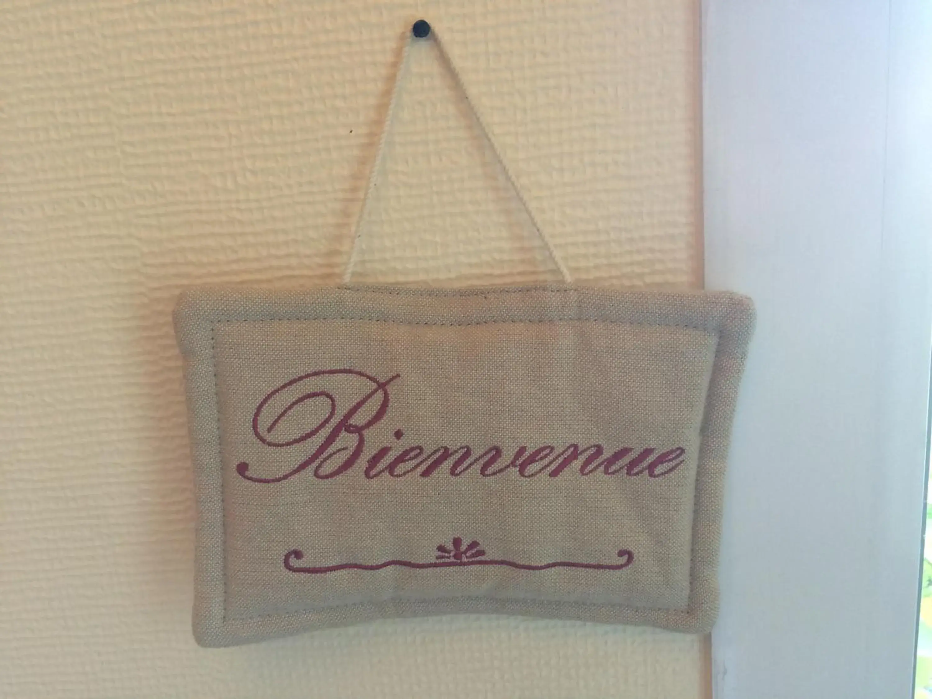 Property building in Gîte La Terrasse Du Verger Property building in Gîte La Terrasse Du Verger