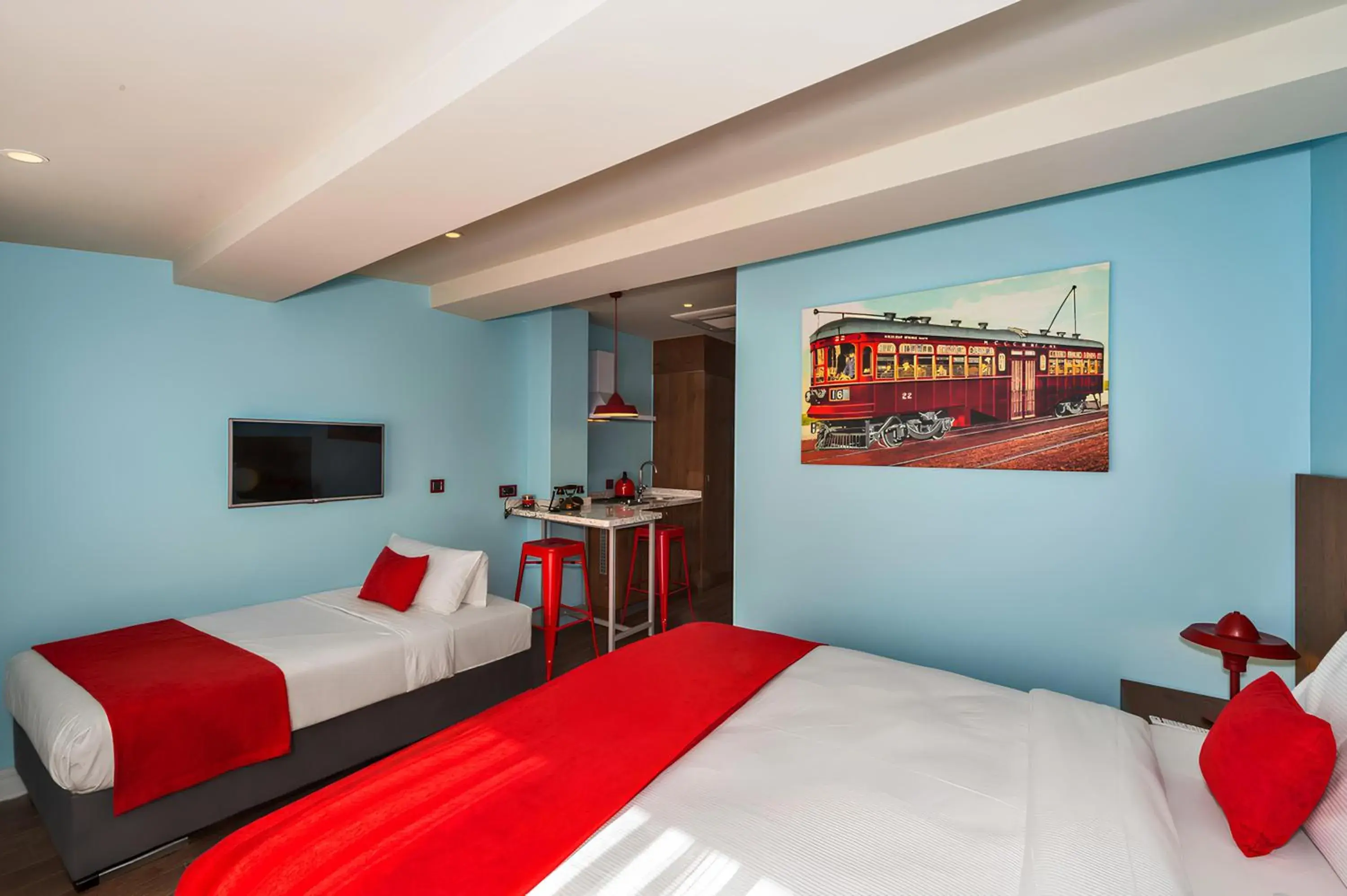 Deluxe Suite with Balcony & Kitchenette in Taksim Istanbul Nis Hotel - Istiklal Street Deluxe Suite with Balcony & Kitchenette in Taksim Istanbul Nis Hotel - Istiklal Street