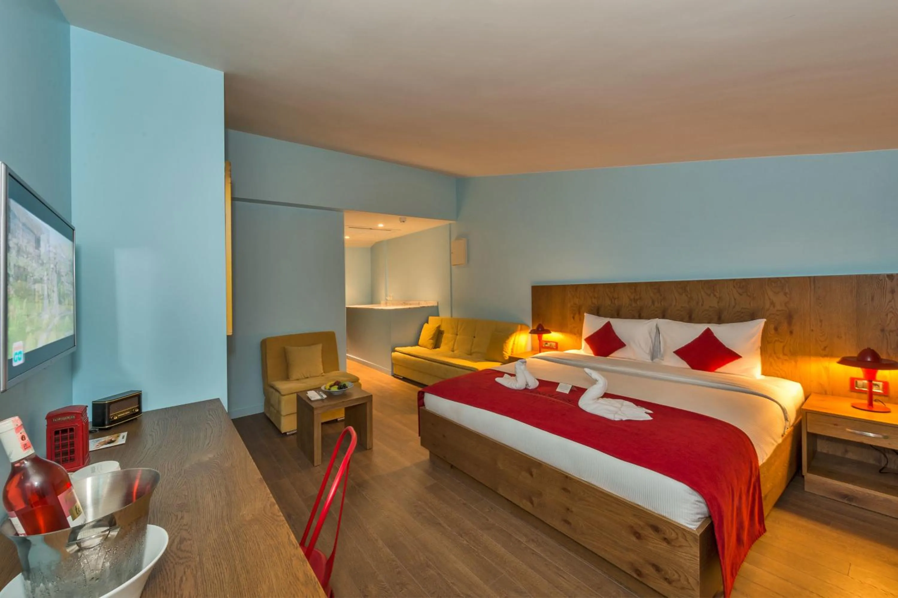 Bedroom, Bed in Taksim Istanbul Nis Hotel - Istiklal Street