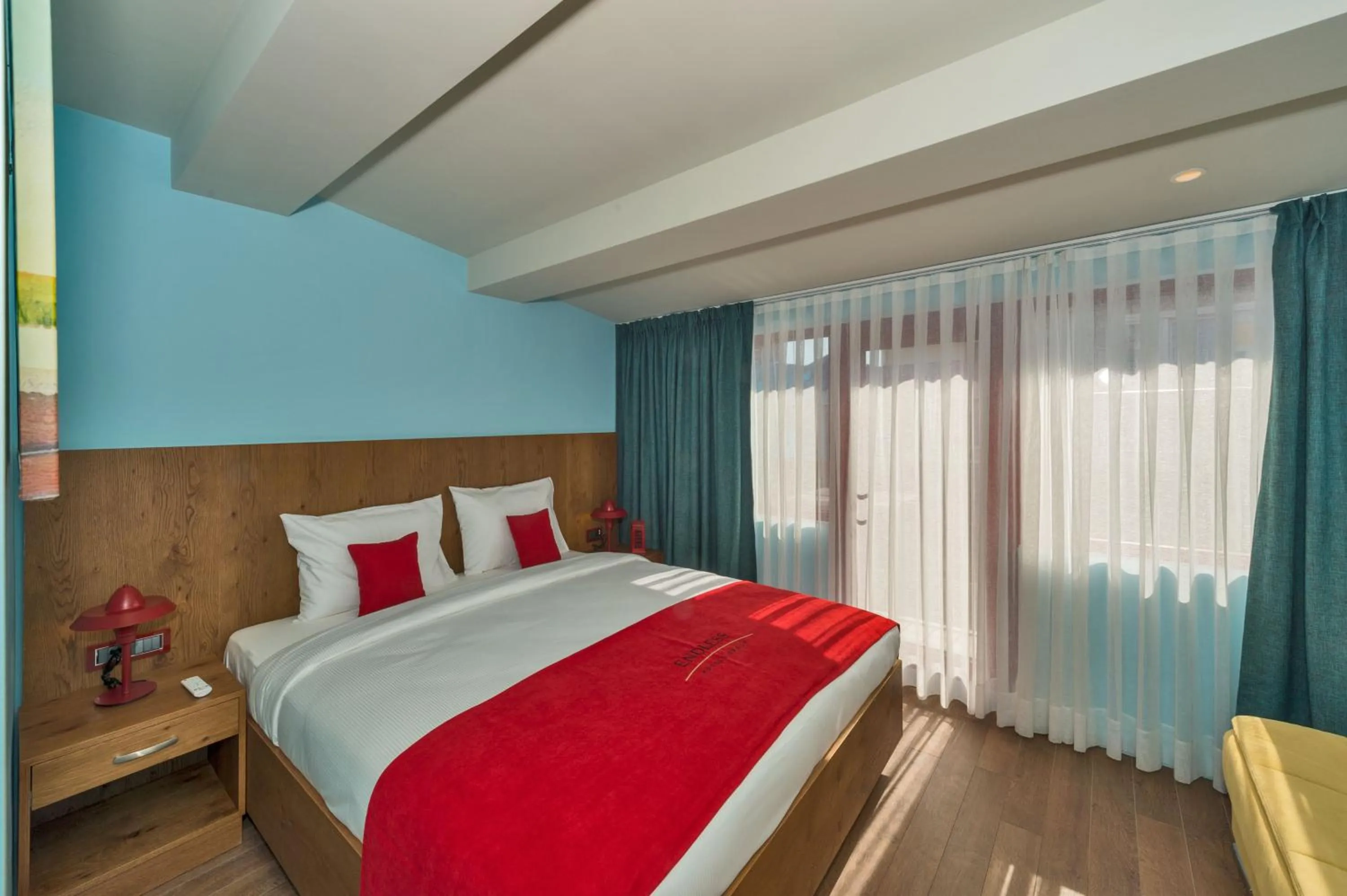 Photo of the whole room, Bed in Taksim Istanbul Nis Hotel - Istiklal Street