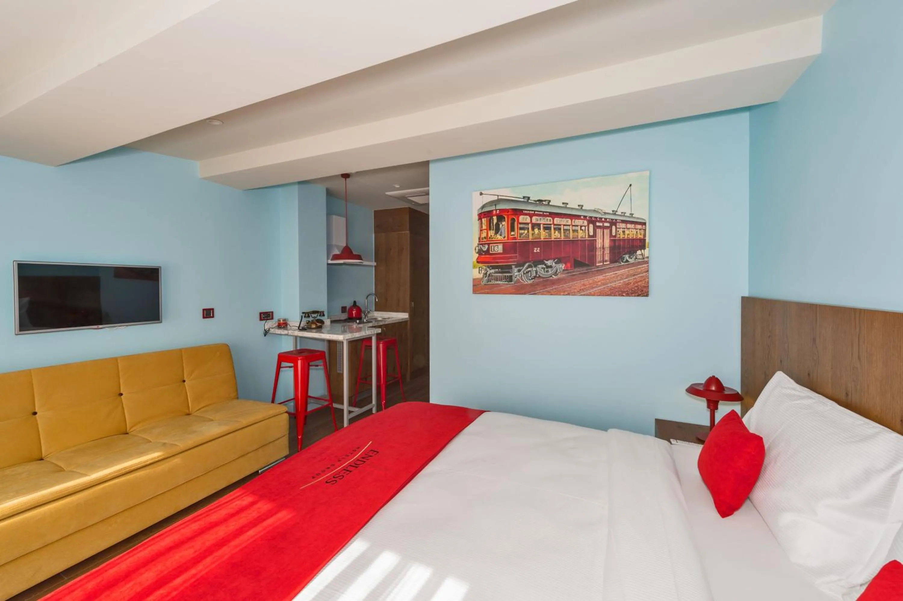 Photo of the whole room, Bed in Taksim Istanbul Nis Hotel - Istiklal Street