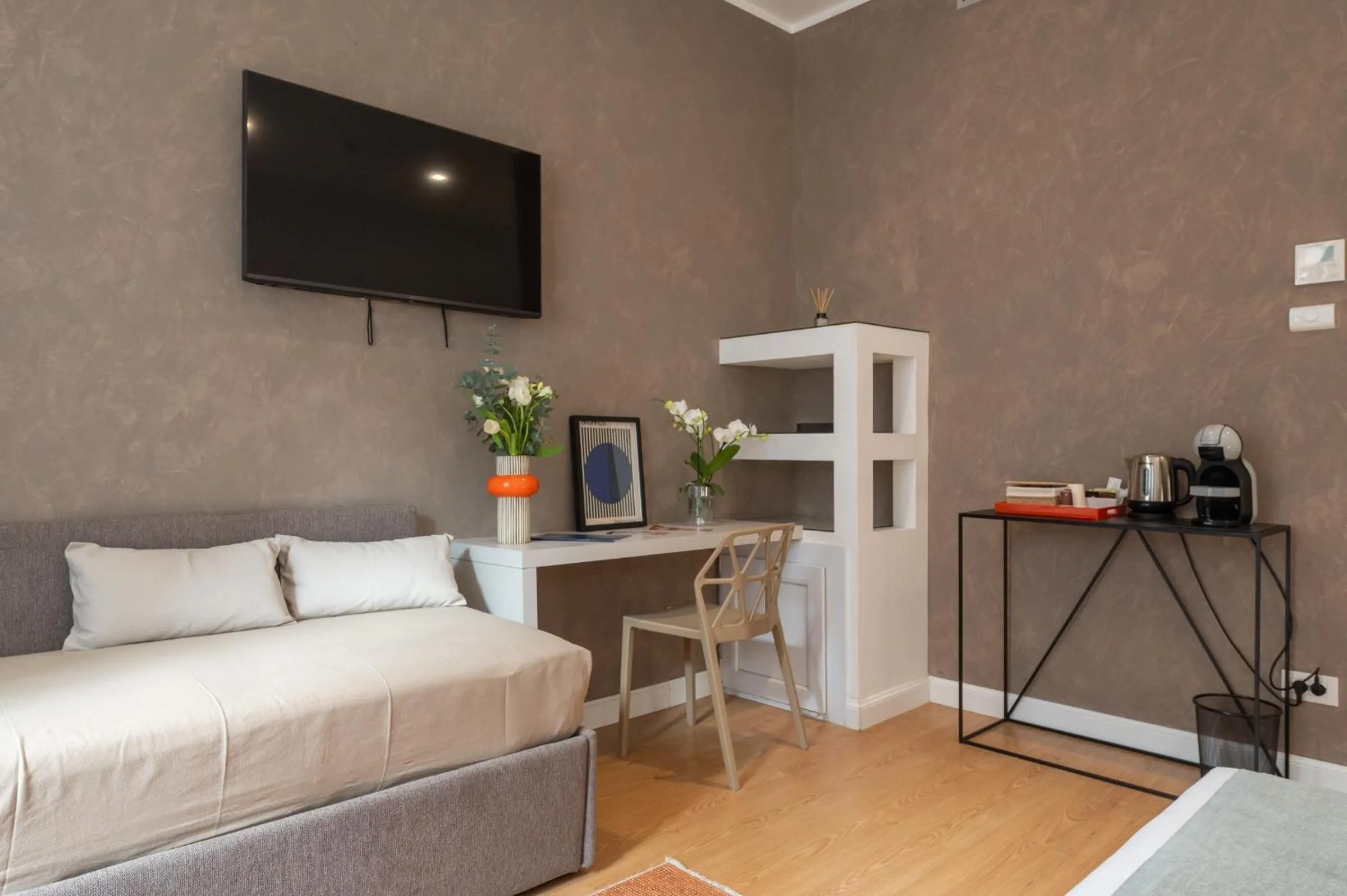 TV and multimedia, Bed in Nox