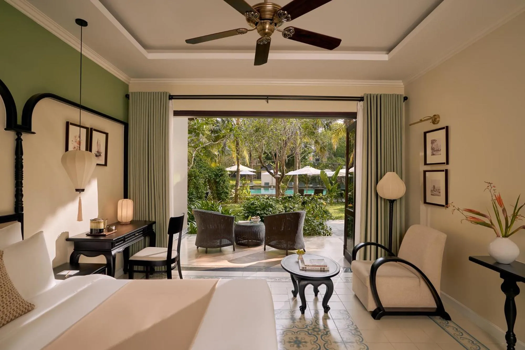 Bed in Grand Signature By M Village Hoi An Resort