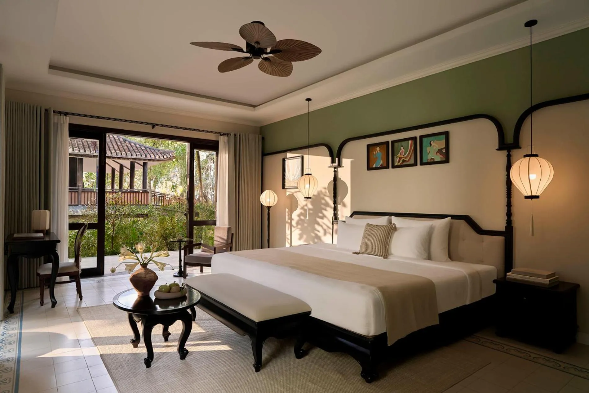 Bed in Grand Signature By M Village Hoi An Resort
