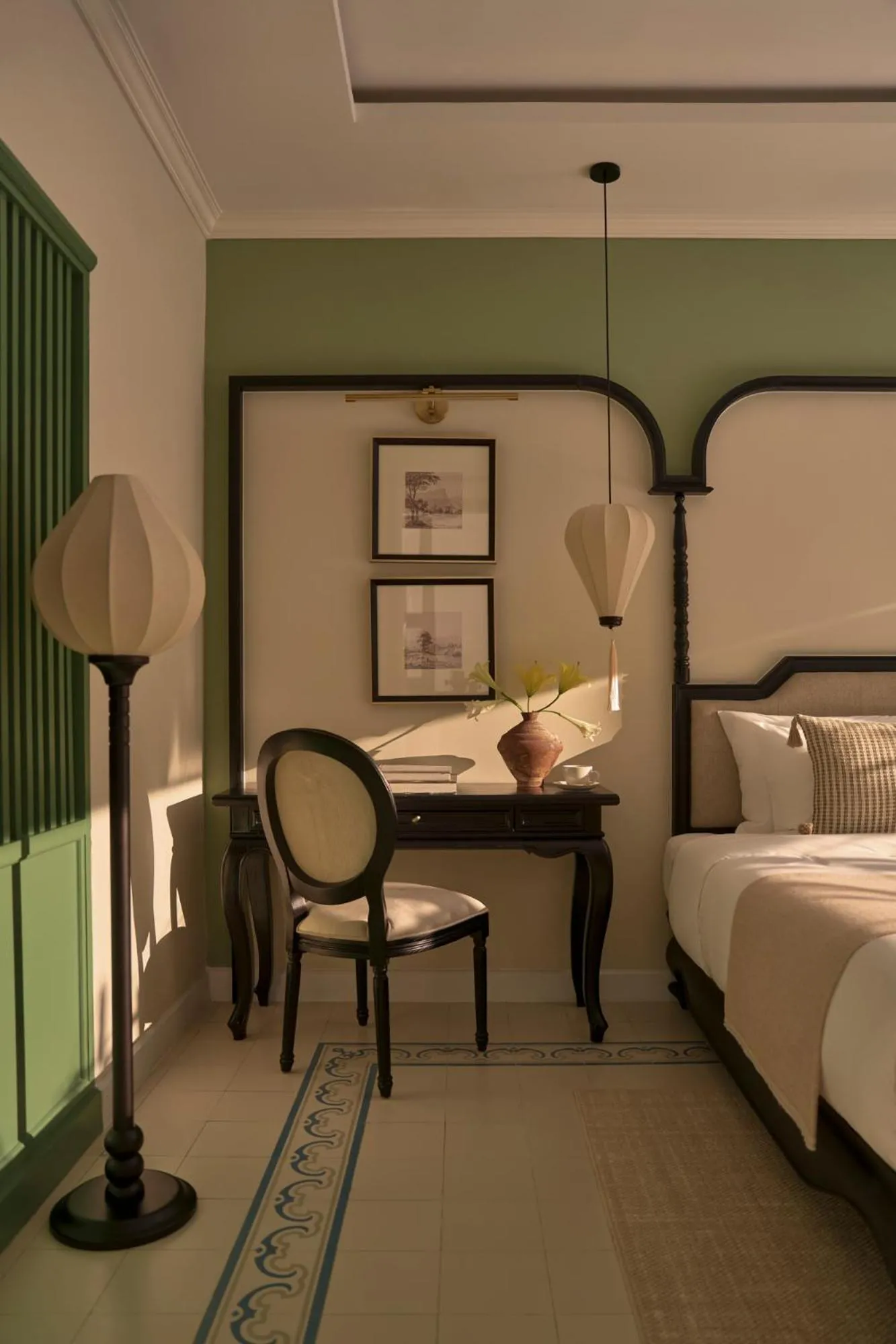 Bed in Grand Signature By M Village Hoi An Resort