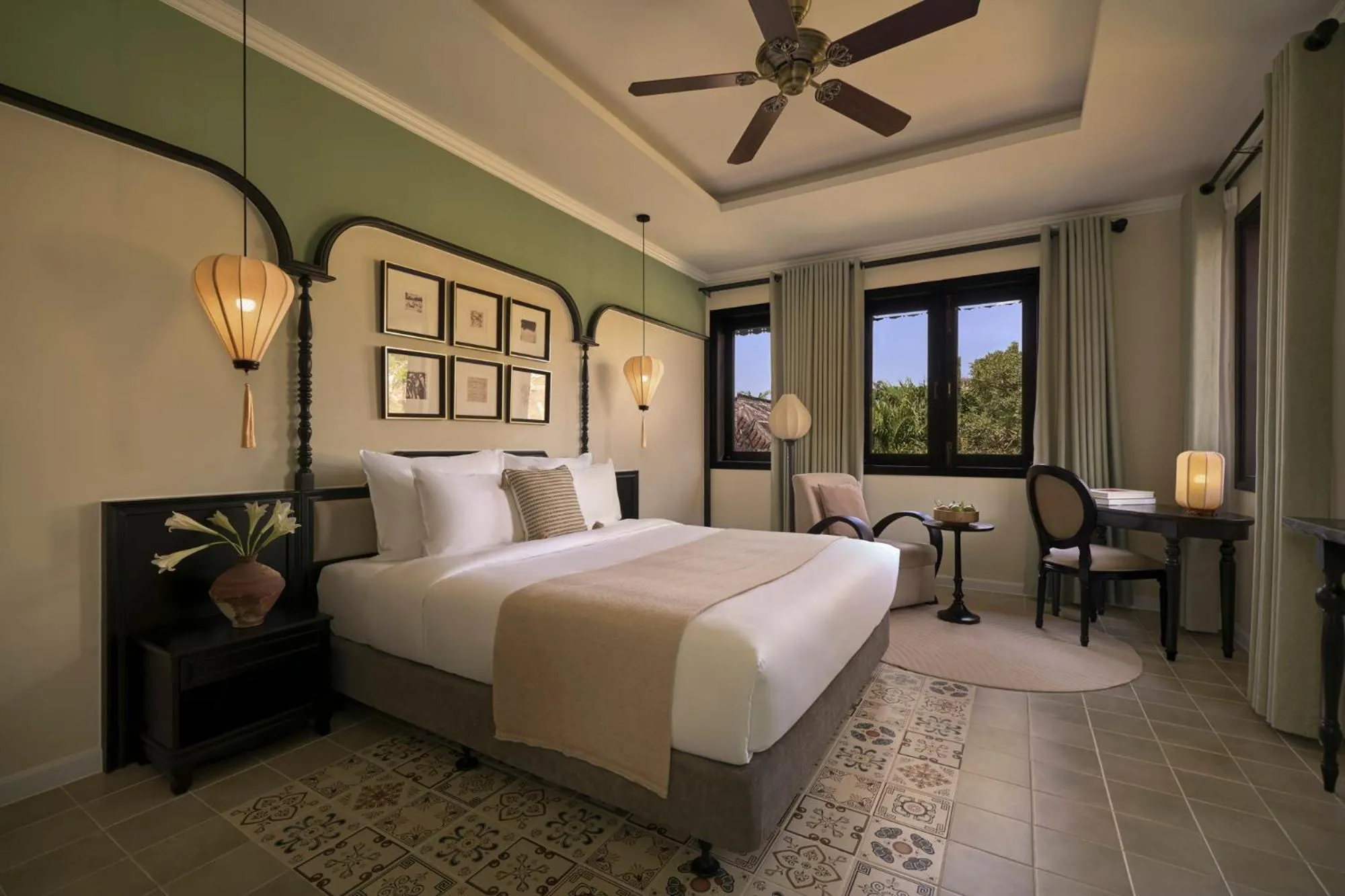 Bed in Grand Signature By M Village Hoi An Resort