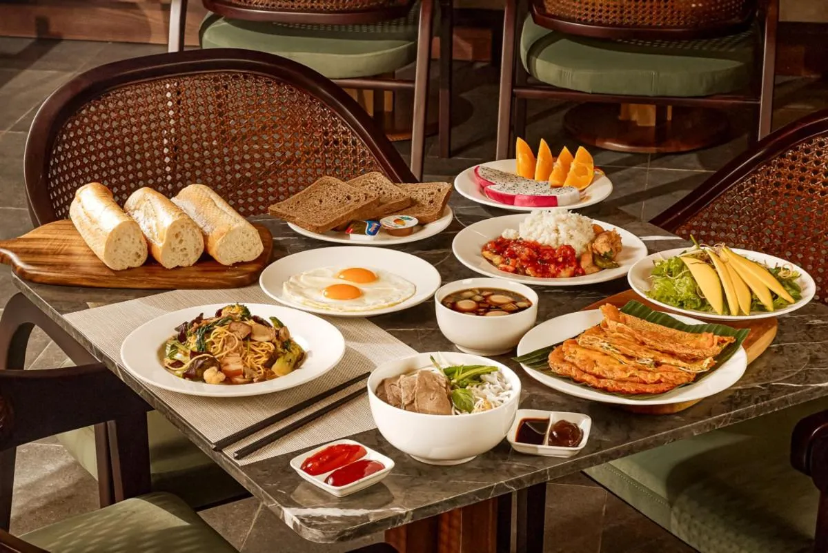 Buffet breakfast in Grand Signature By M Village Hoi An Resort
