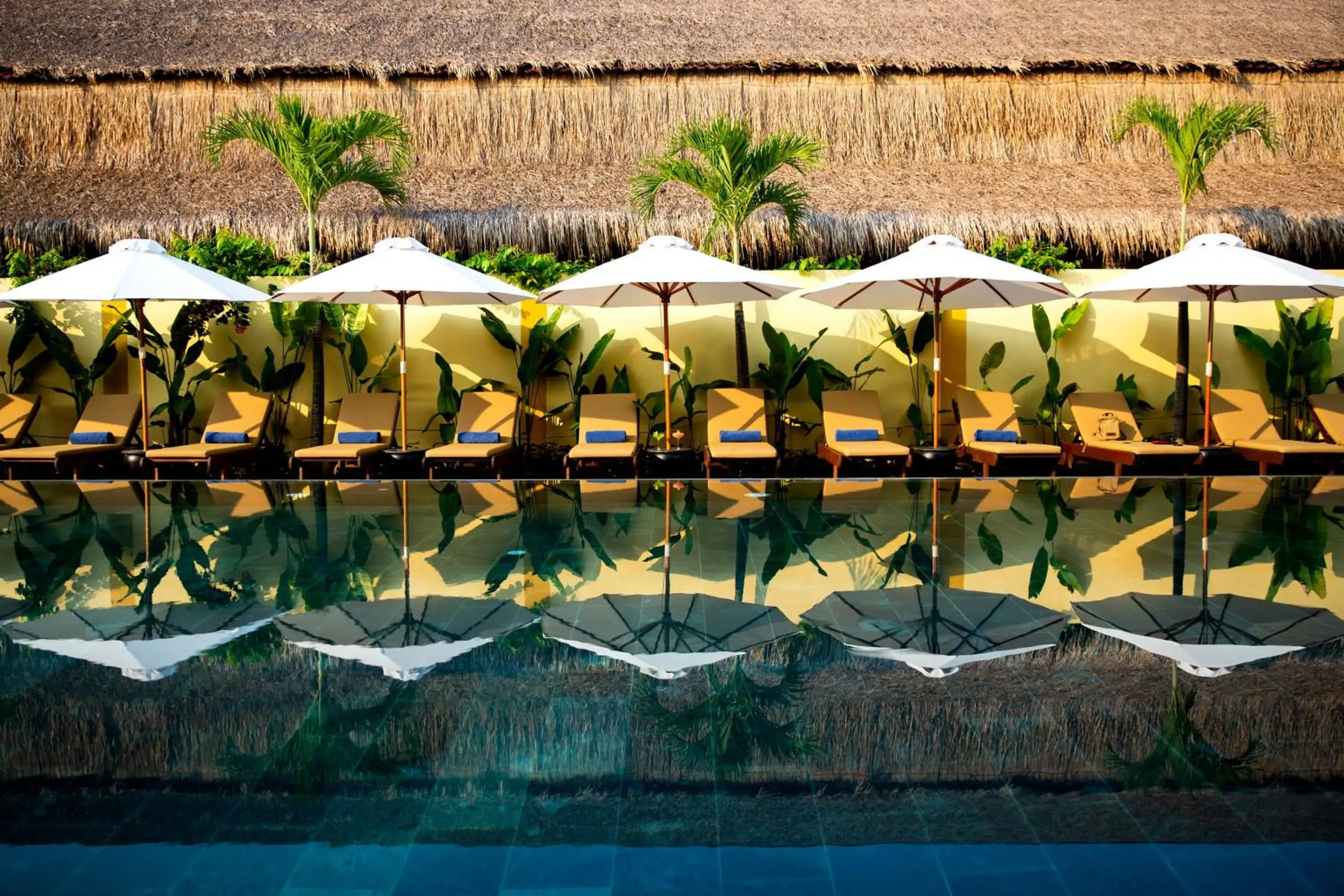 Swimming pool in Mulberry Collection Silk Village Swimming pool in Mulberry Collection Silk Village