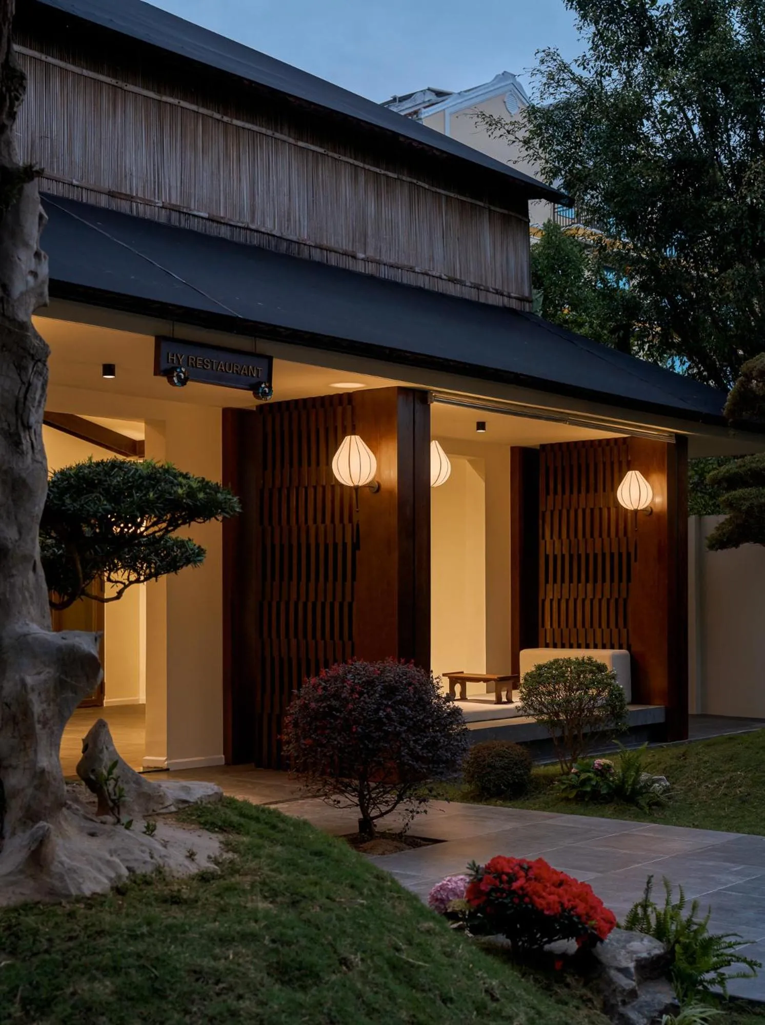 Restaurant/places to eat in Grand Signature By M Village Hoi An Resort