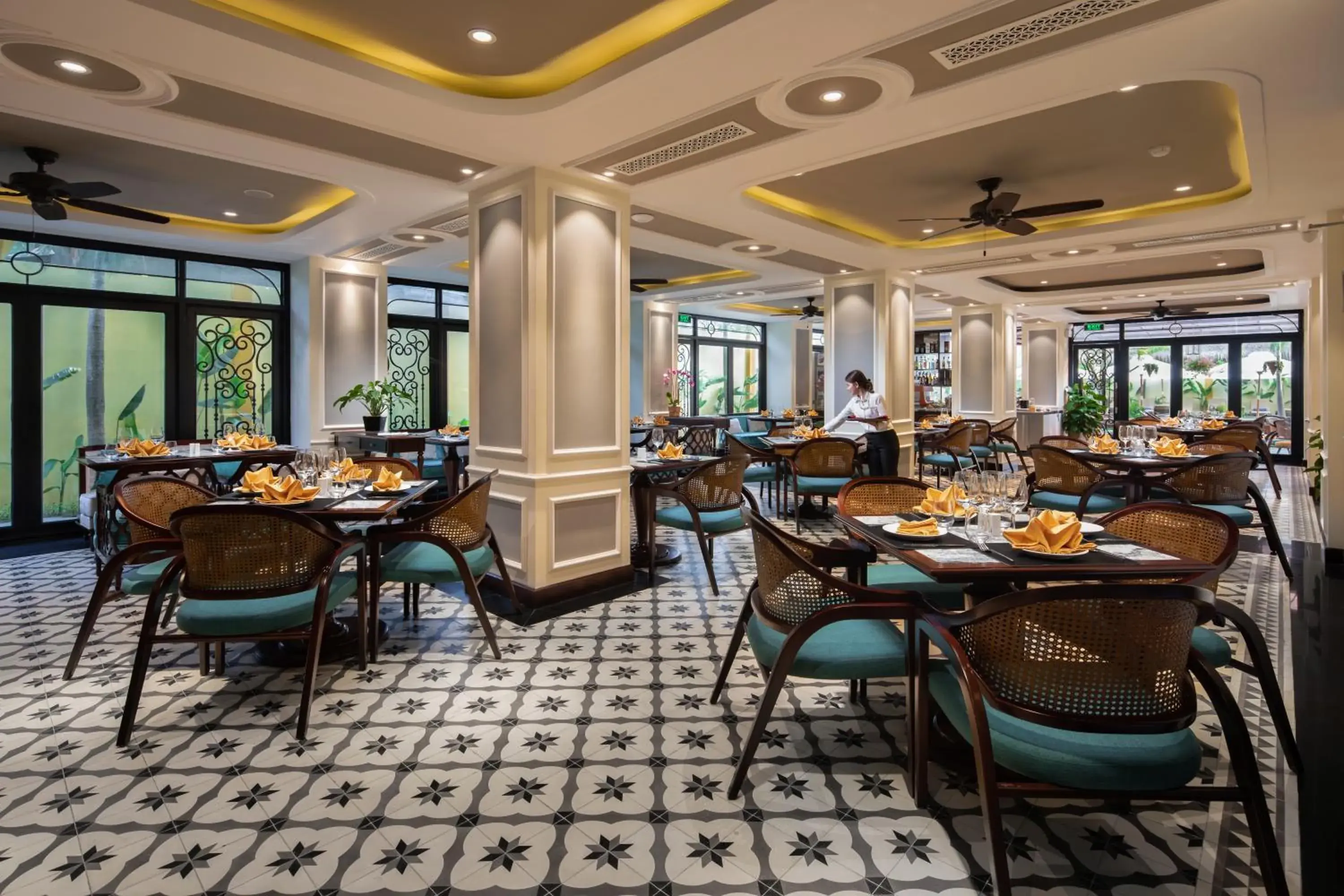 Restaurant/places to eat in Mulberry Collection Silk Village Restaurant/places to eat in Mulberry Collection Silk Village