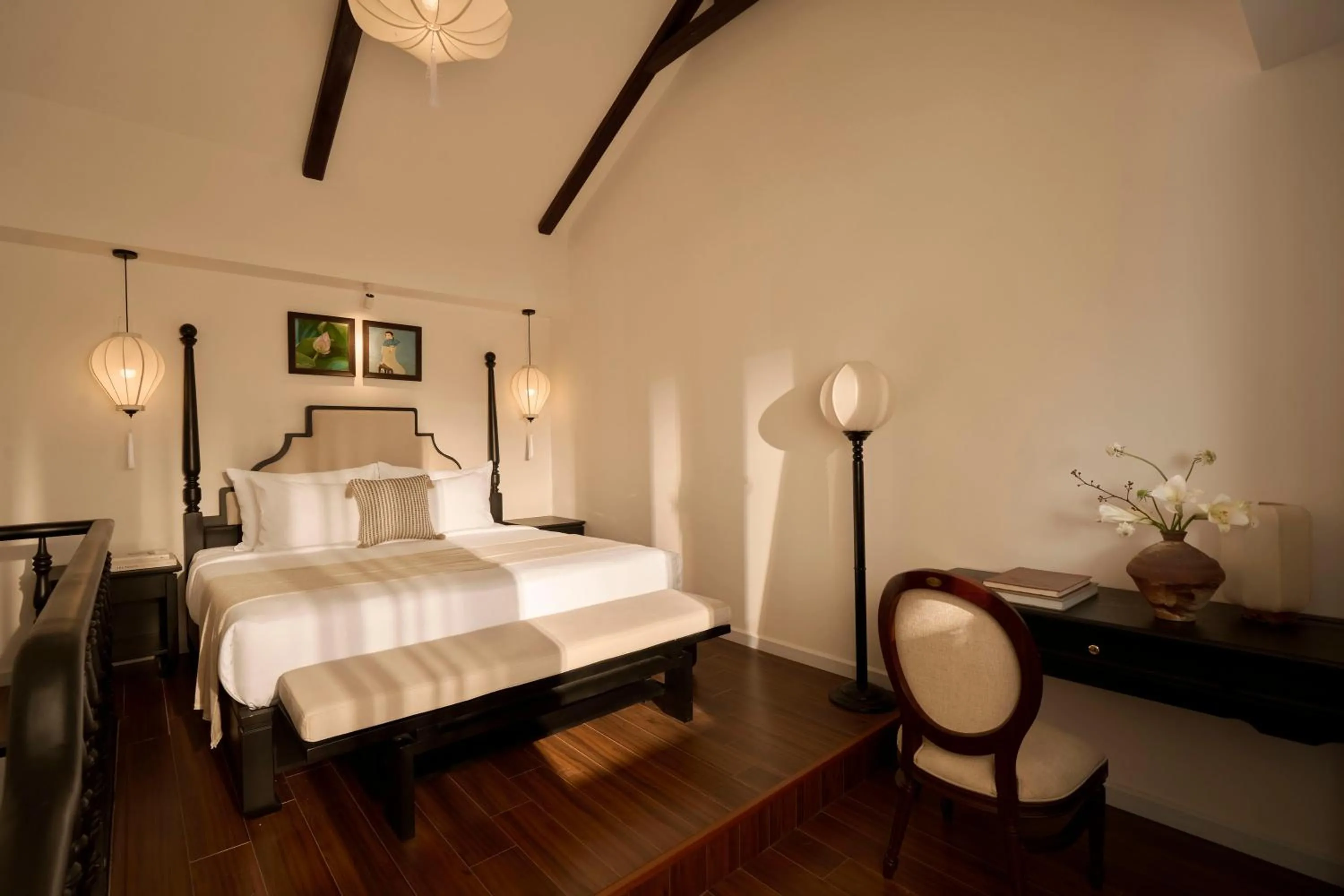 Bed in Grand Signature By M Village Hoi An Resort