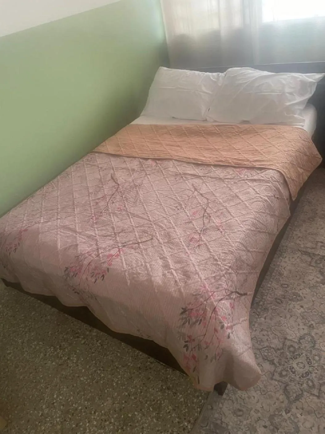 Bed in Enyo Home