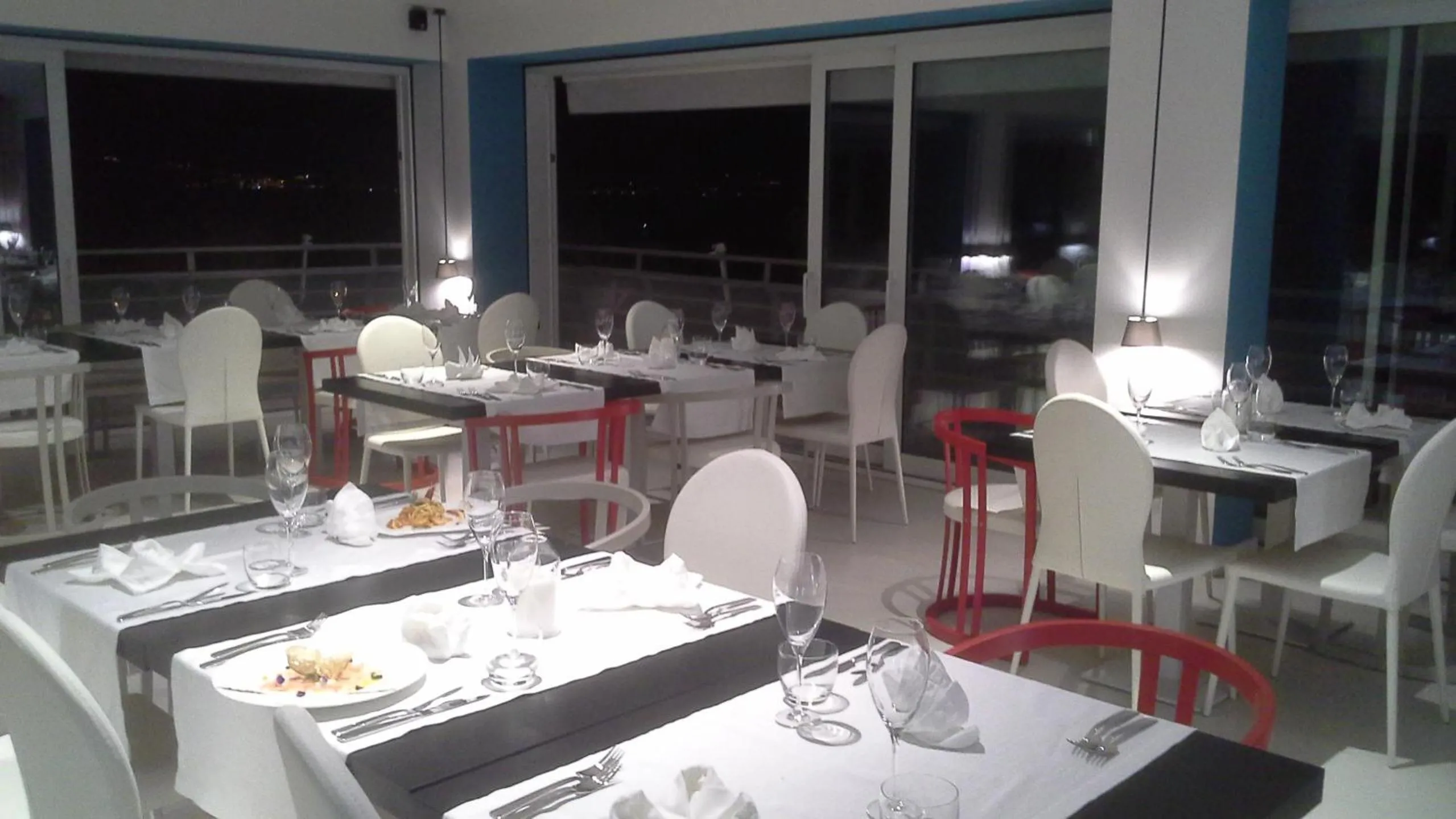 Restaurant/places to eat in Palma d'Oro