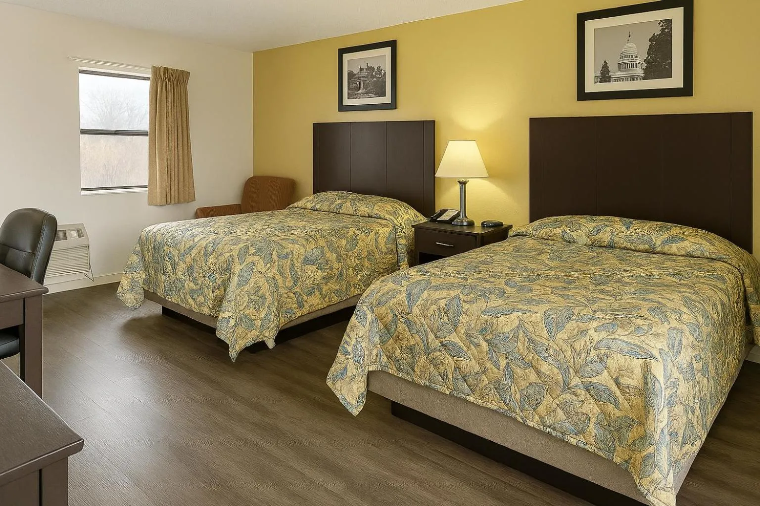 Double Room in Country Host Inn