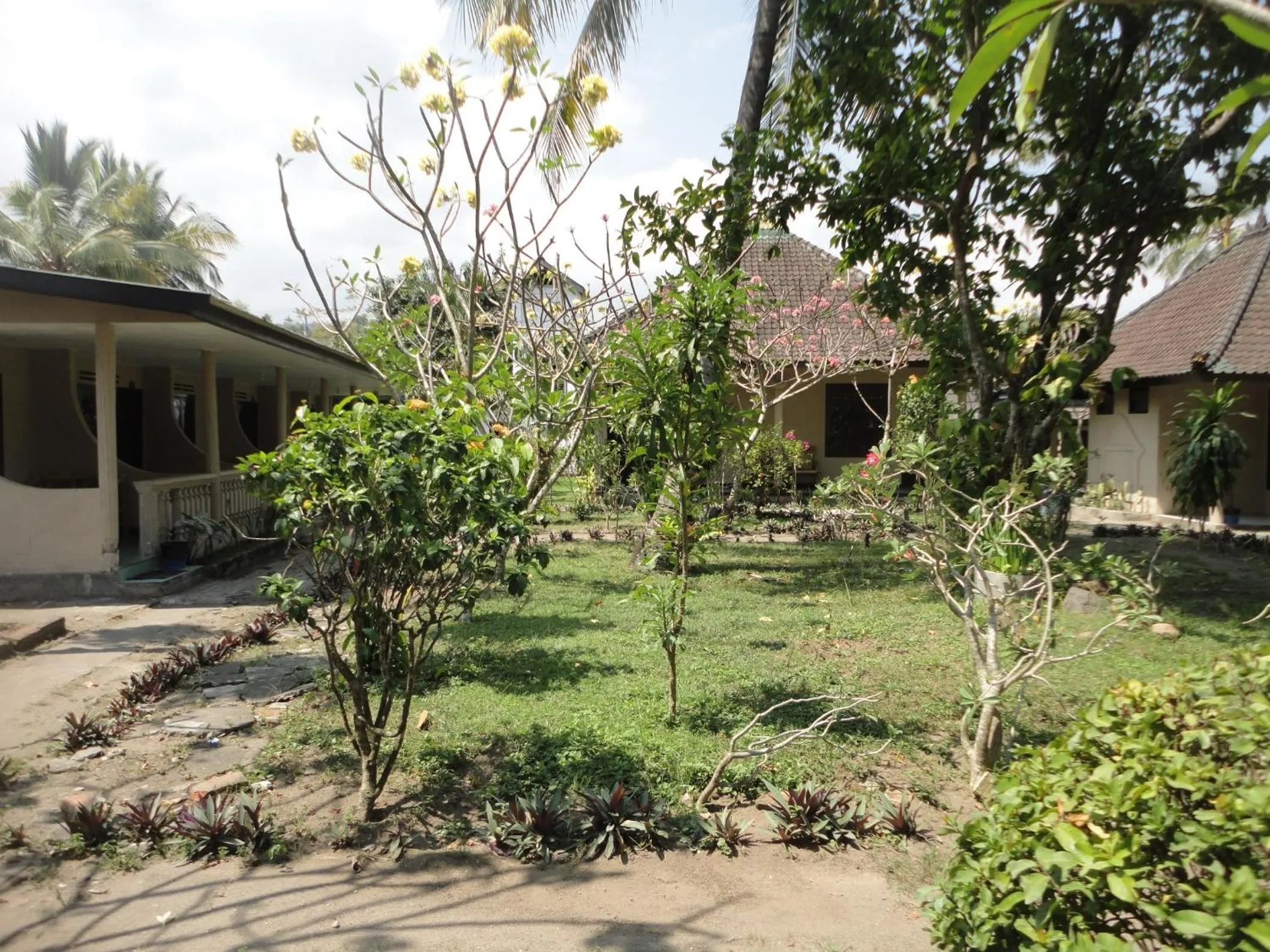 Neighbourhood in Pakuna Beach