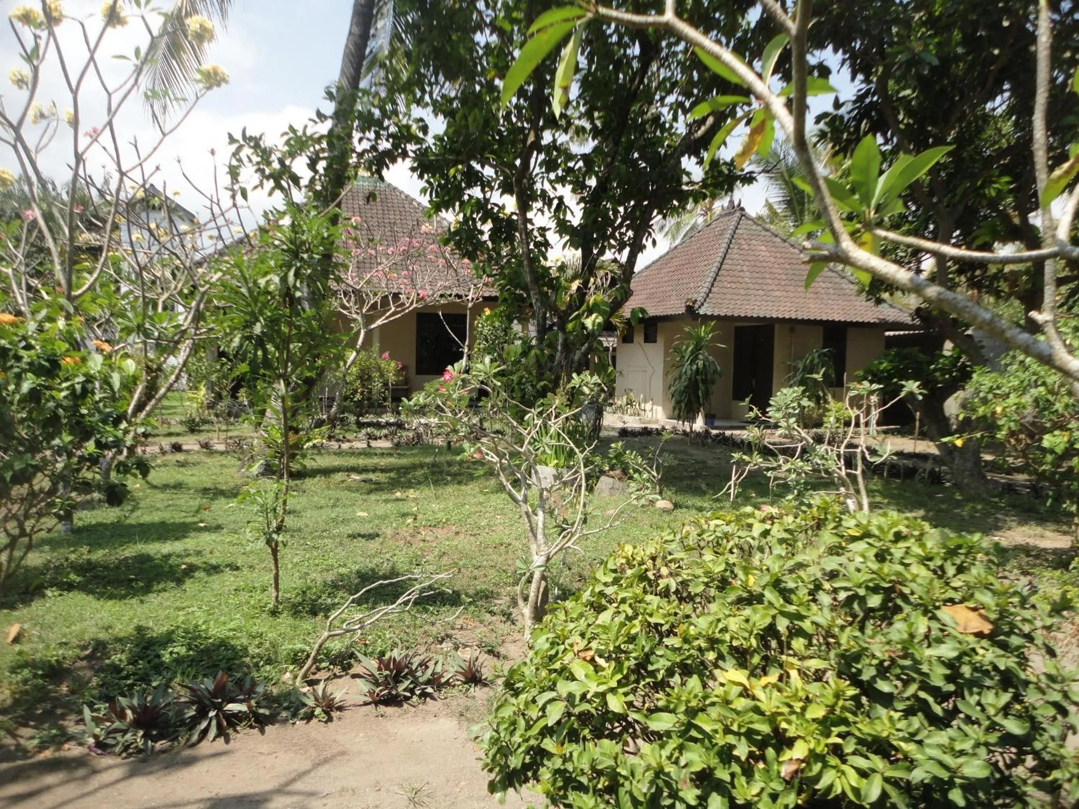 Property building in Pakuna Beach