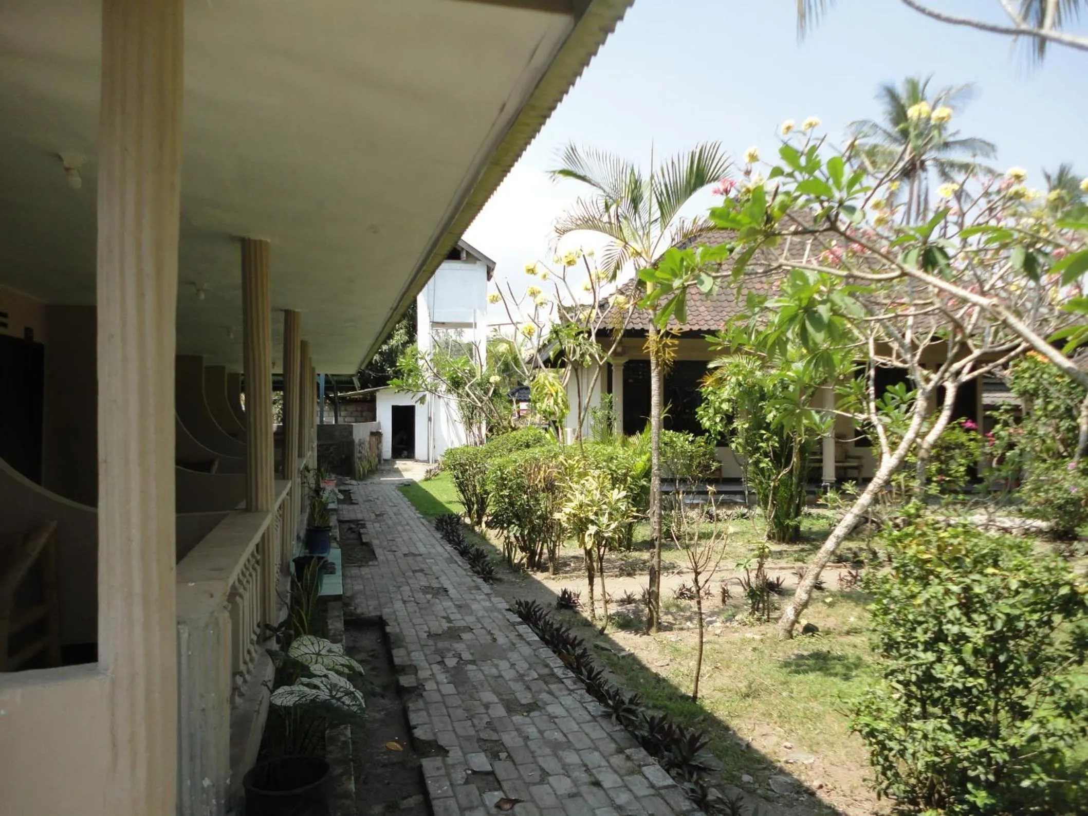 Property building in Pakuna Beach