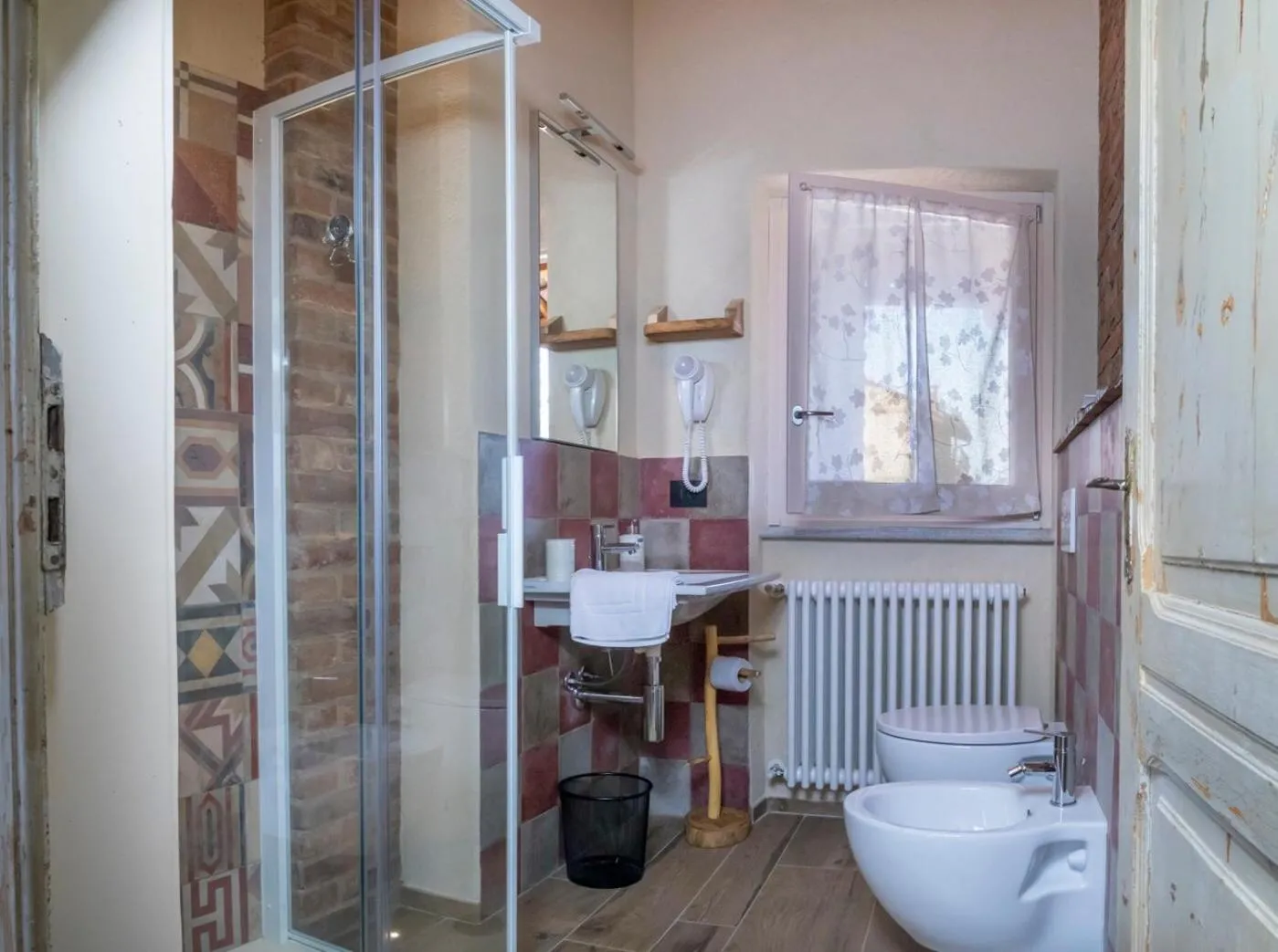 Deluxe Suite with Spa Bath in Villa Laura