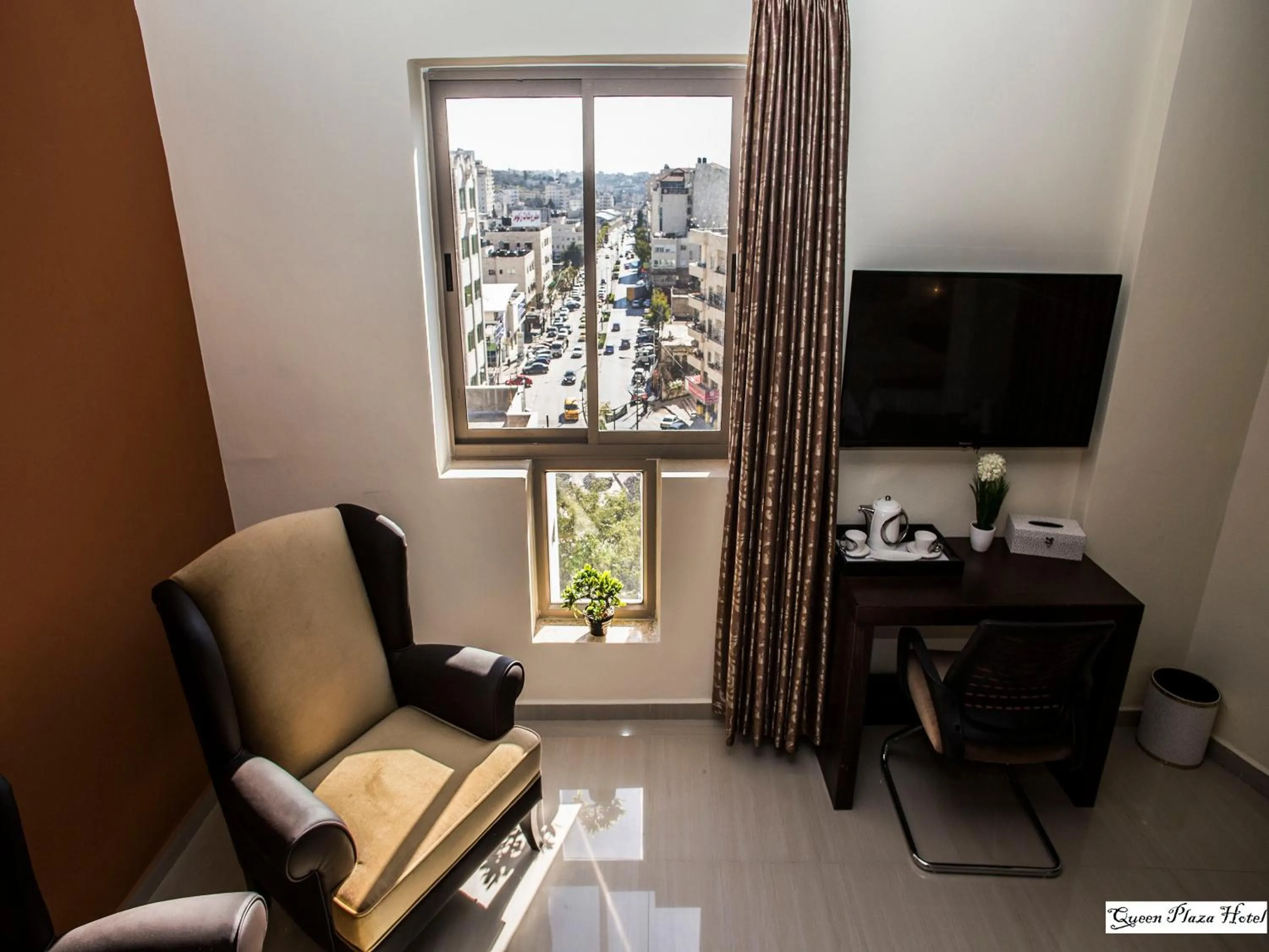 City view in Queen Plaza Hotel