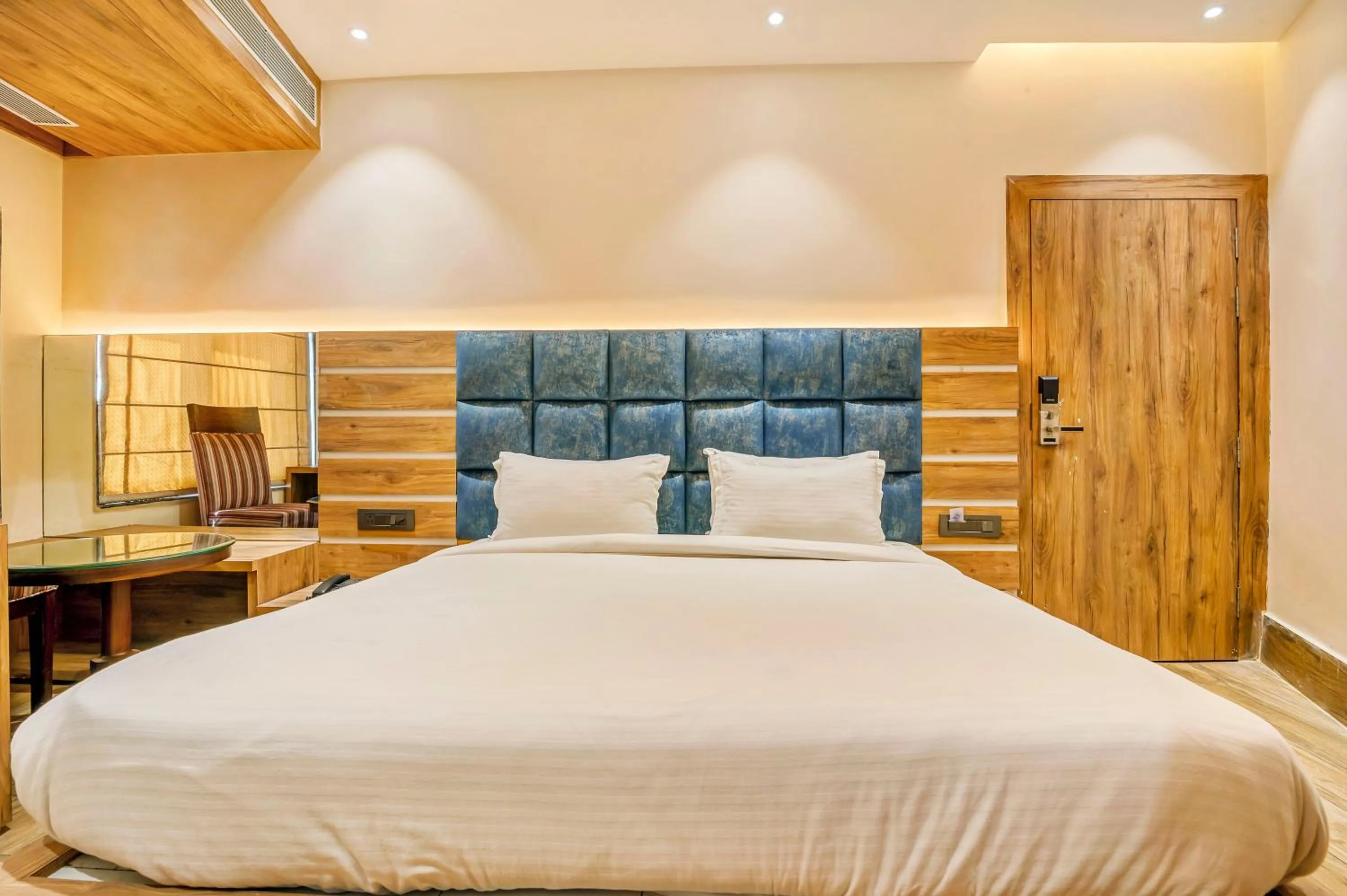 Bed in Madhuban Boutique Hotel