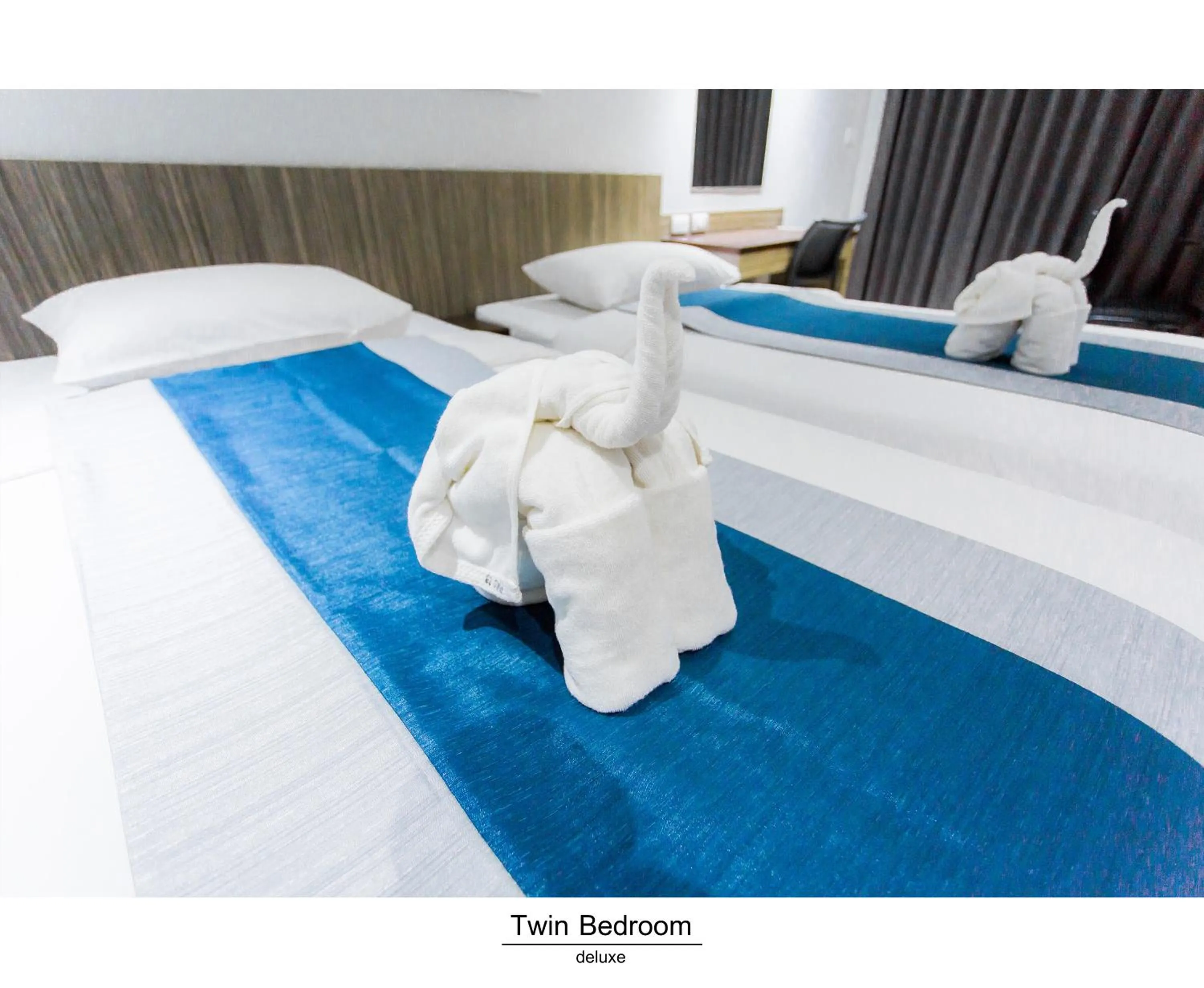 Bedroom, Bed in Pho Place