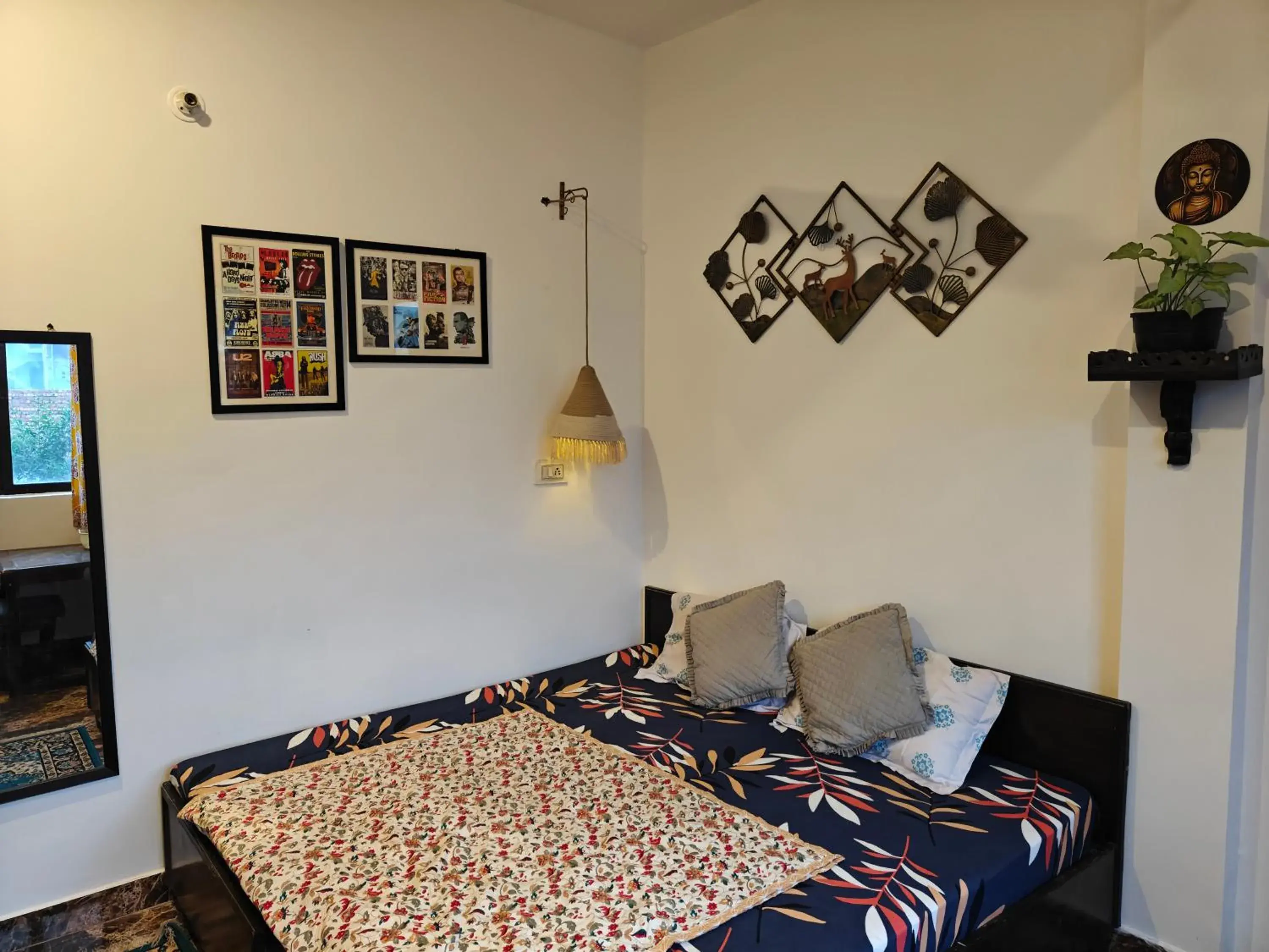 Deluxe Room in Home of Lavenia Deluxe Room in Home of Lavenia