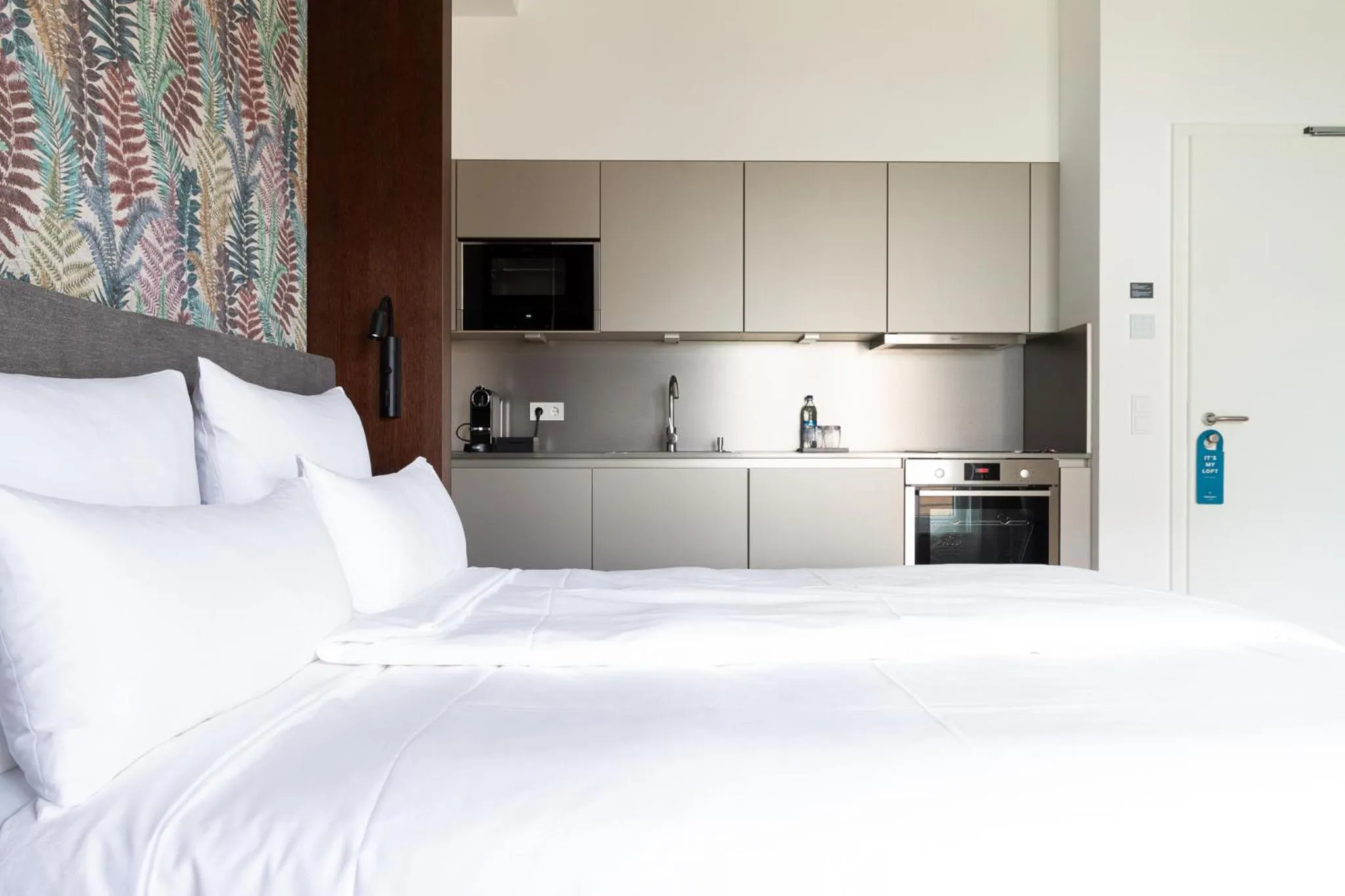 Bed in Toploft The Aparthotel