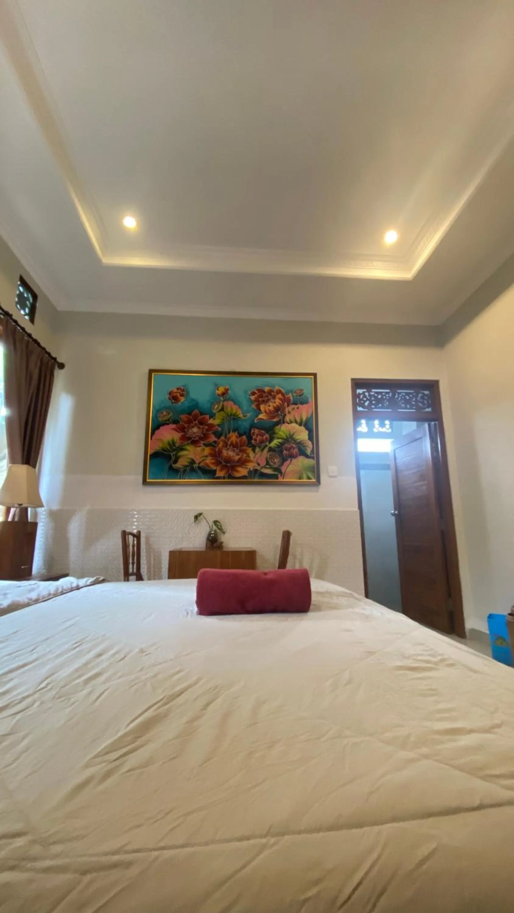 Photo of the whole room, Bed in Wina Ubud B&B