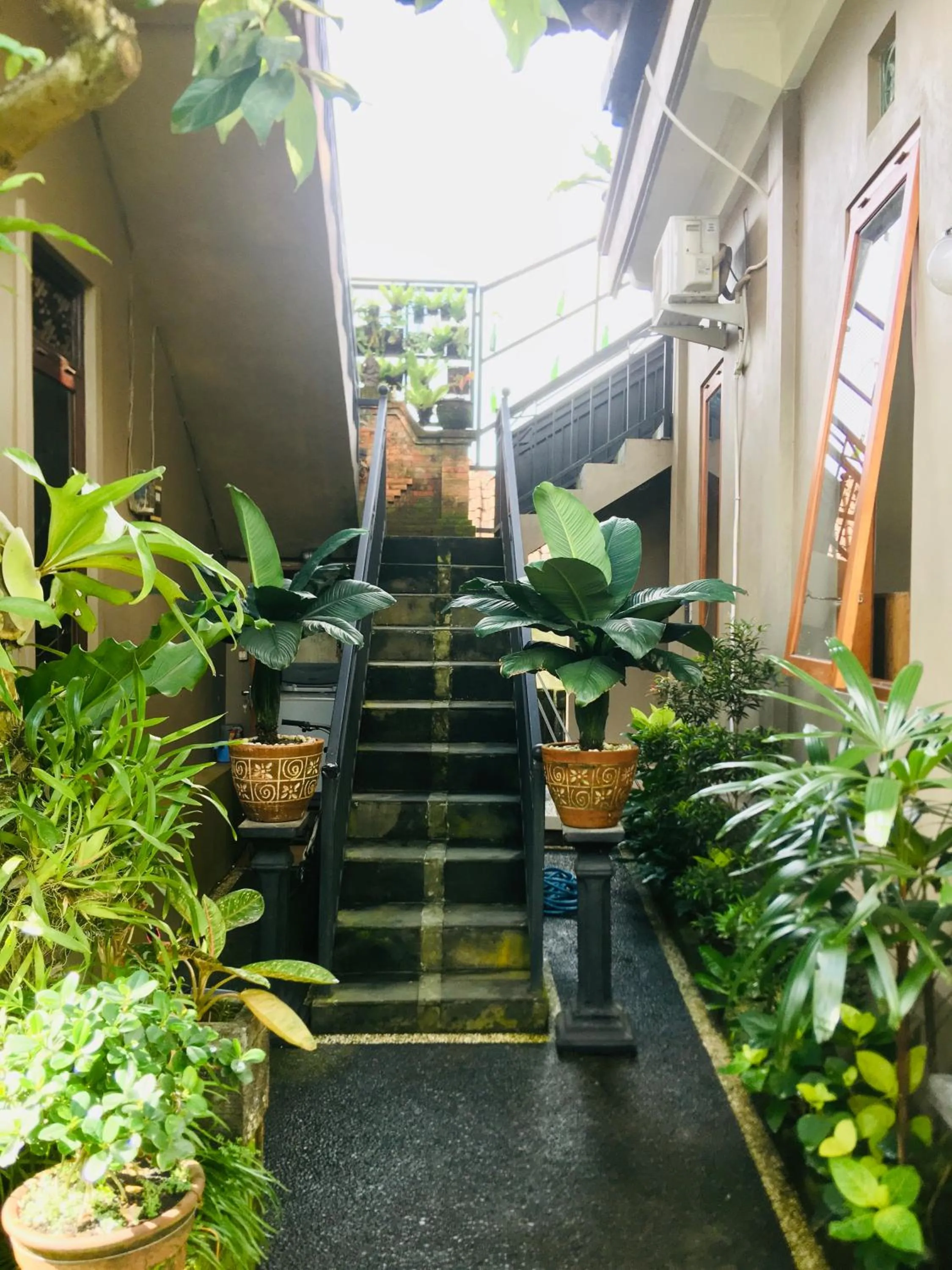 Facade/entrance in Wina Ubud B&B
