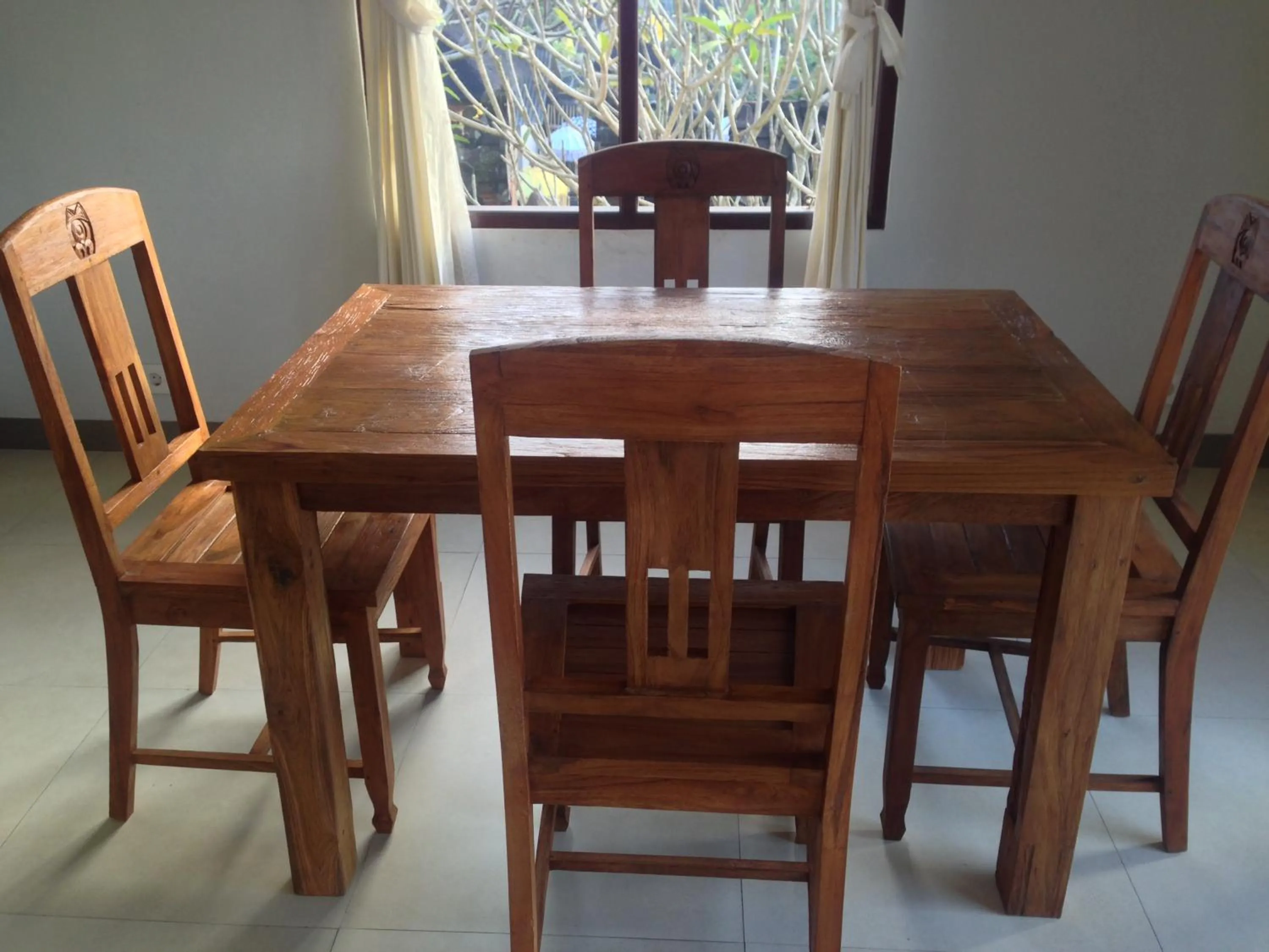 Kitchen or kitchenette in Wina Ubud B&B