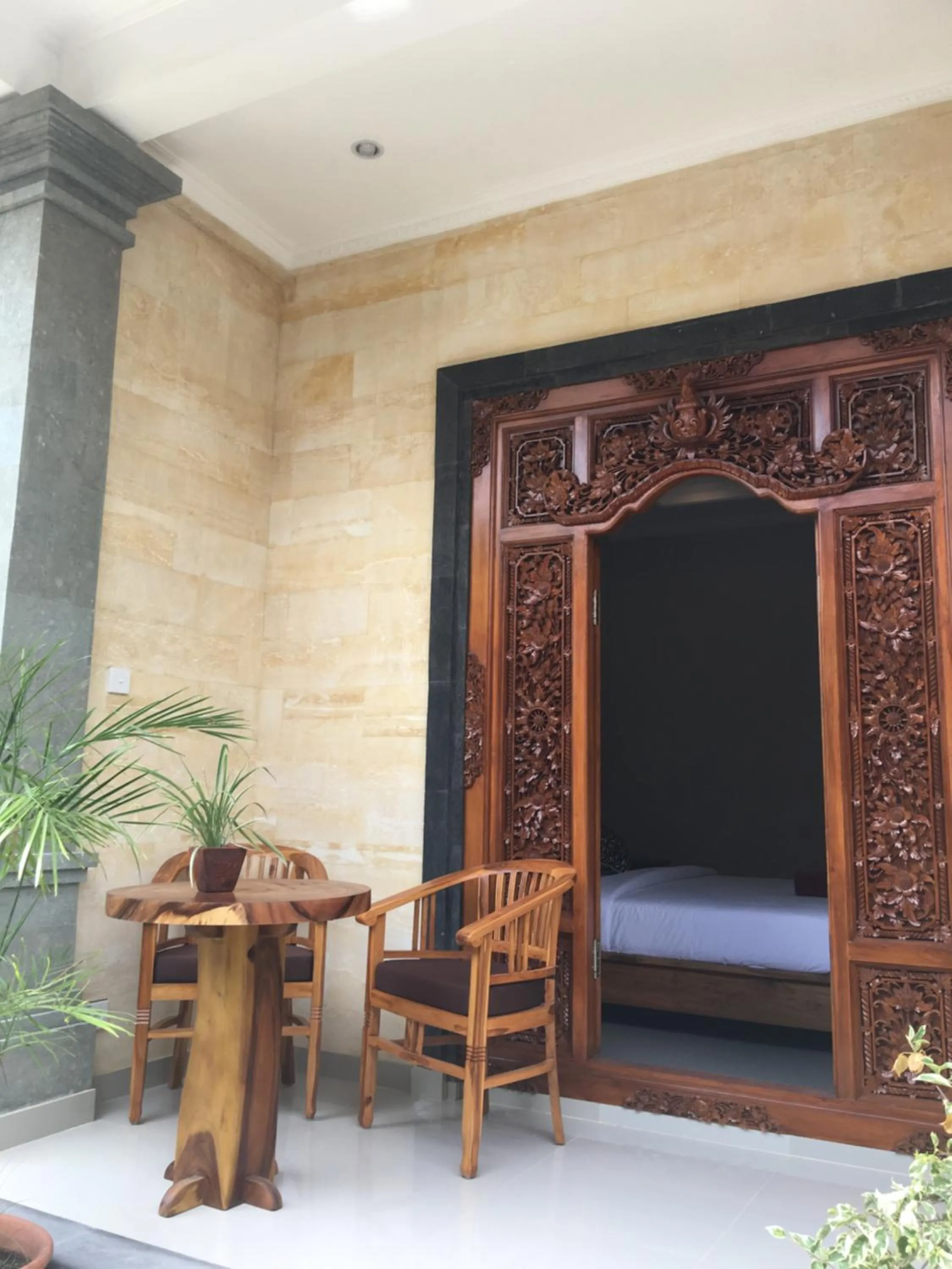 Facade/entrance in Wina Ubud B&B