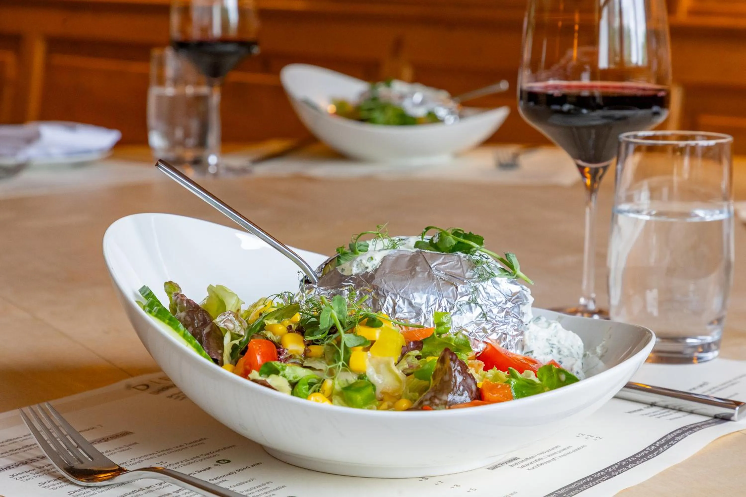 Food and drinks in &REPEAT Köln Airport