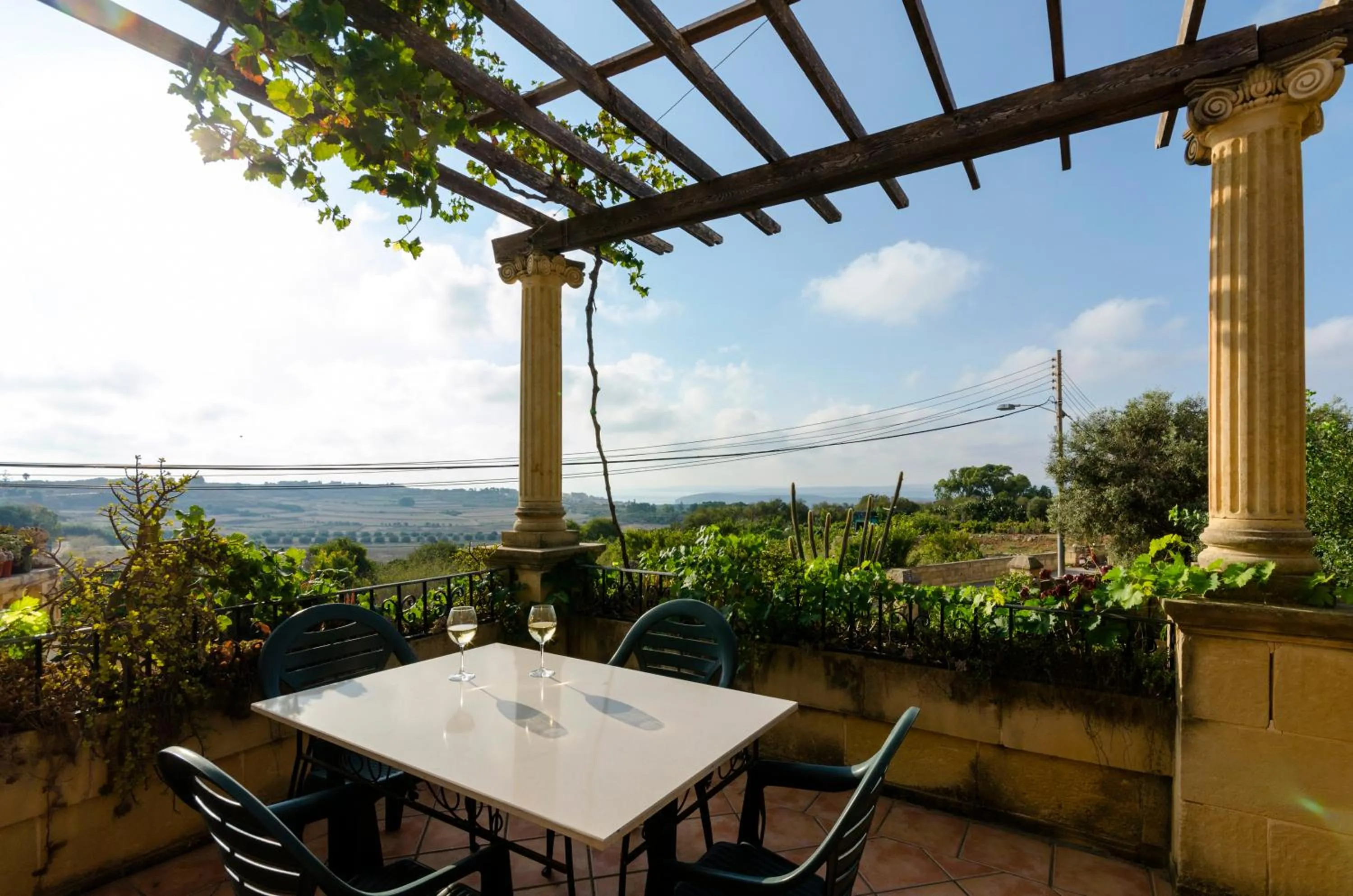 Balcony/Terrace in Il-Wileġ Bed & Breakfast