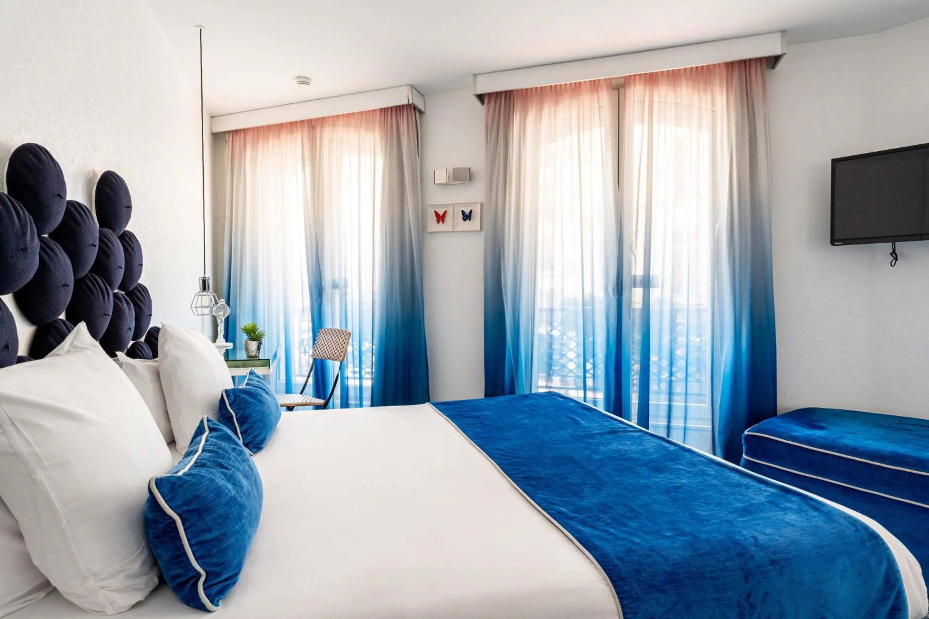 Bedroom, Bed in Hotel 34B - Astotel