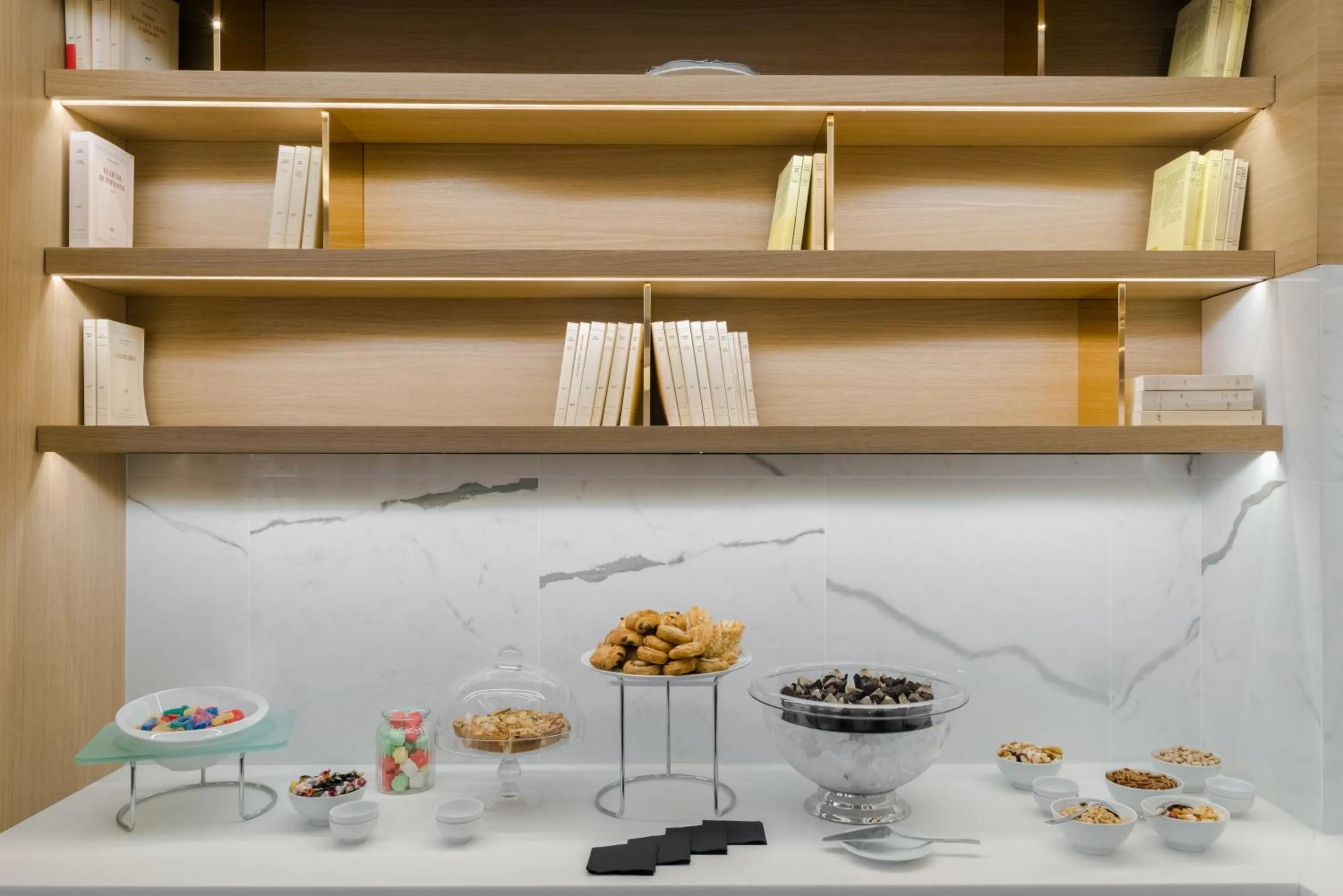 Meals in Hotel 34B - Astotel