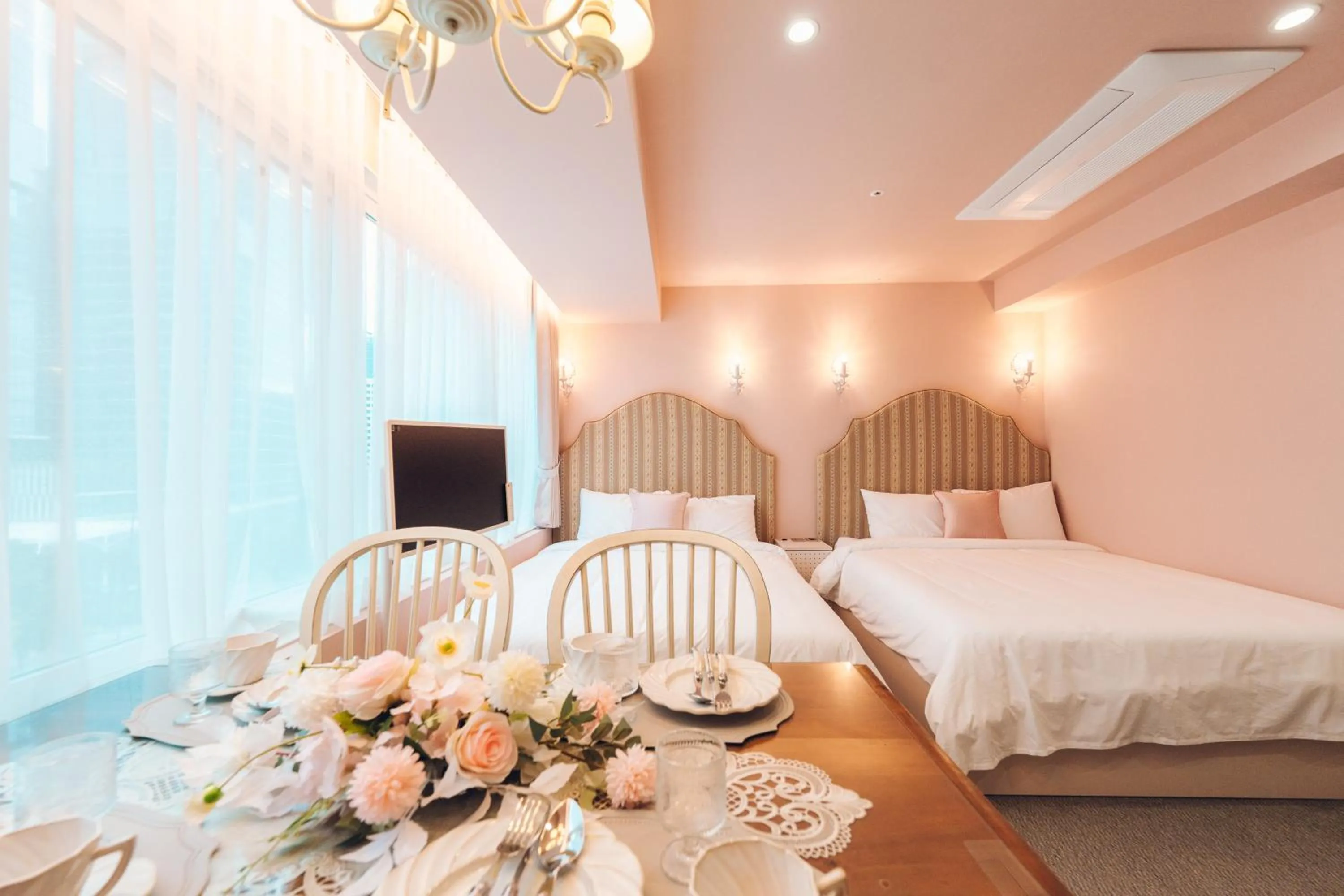 Photo of the whole room, Bed in Monthliv Jongno Jonggak Stay