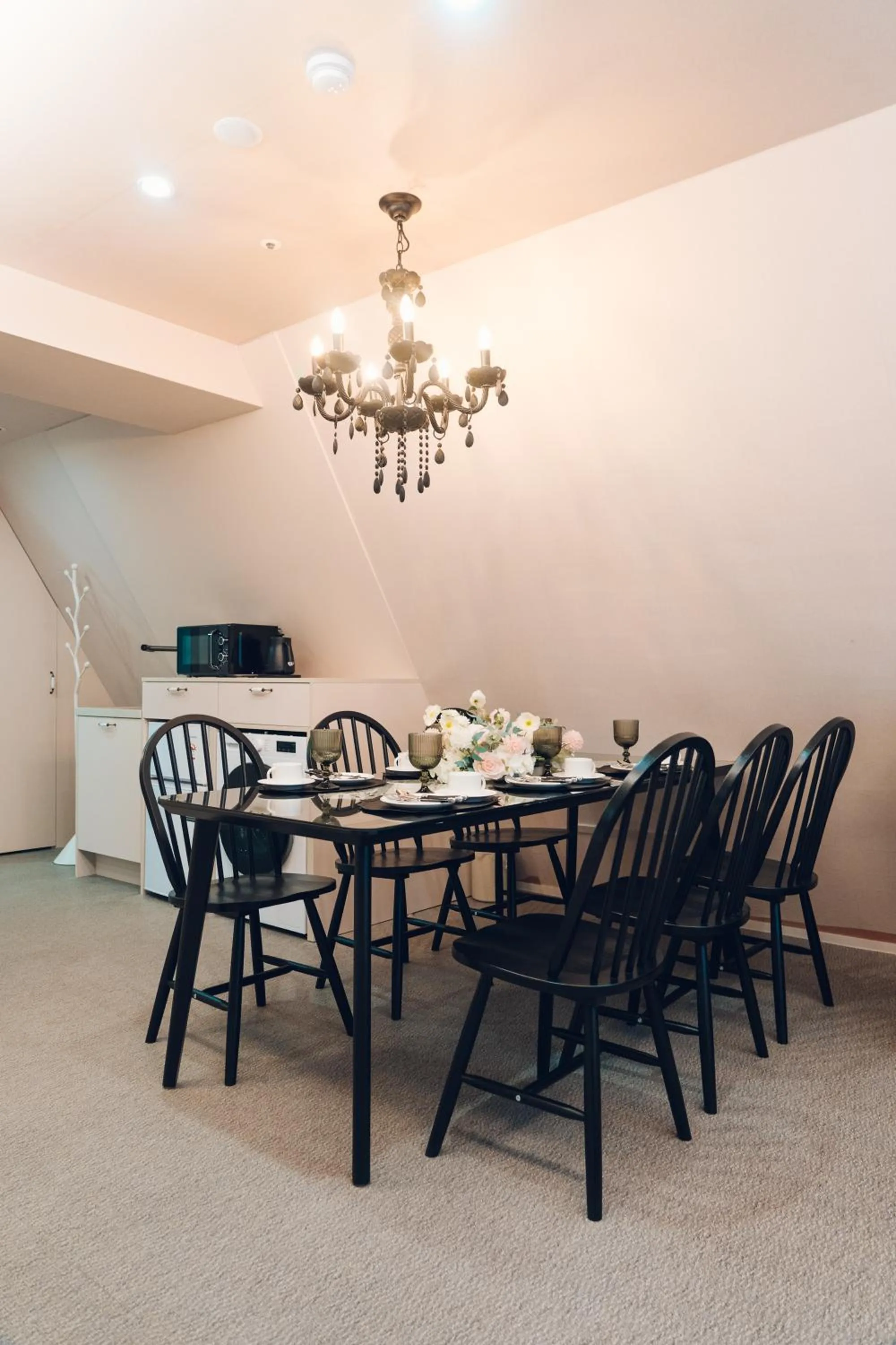 Dining area in Monthliv Jongno Jonggak Stay
