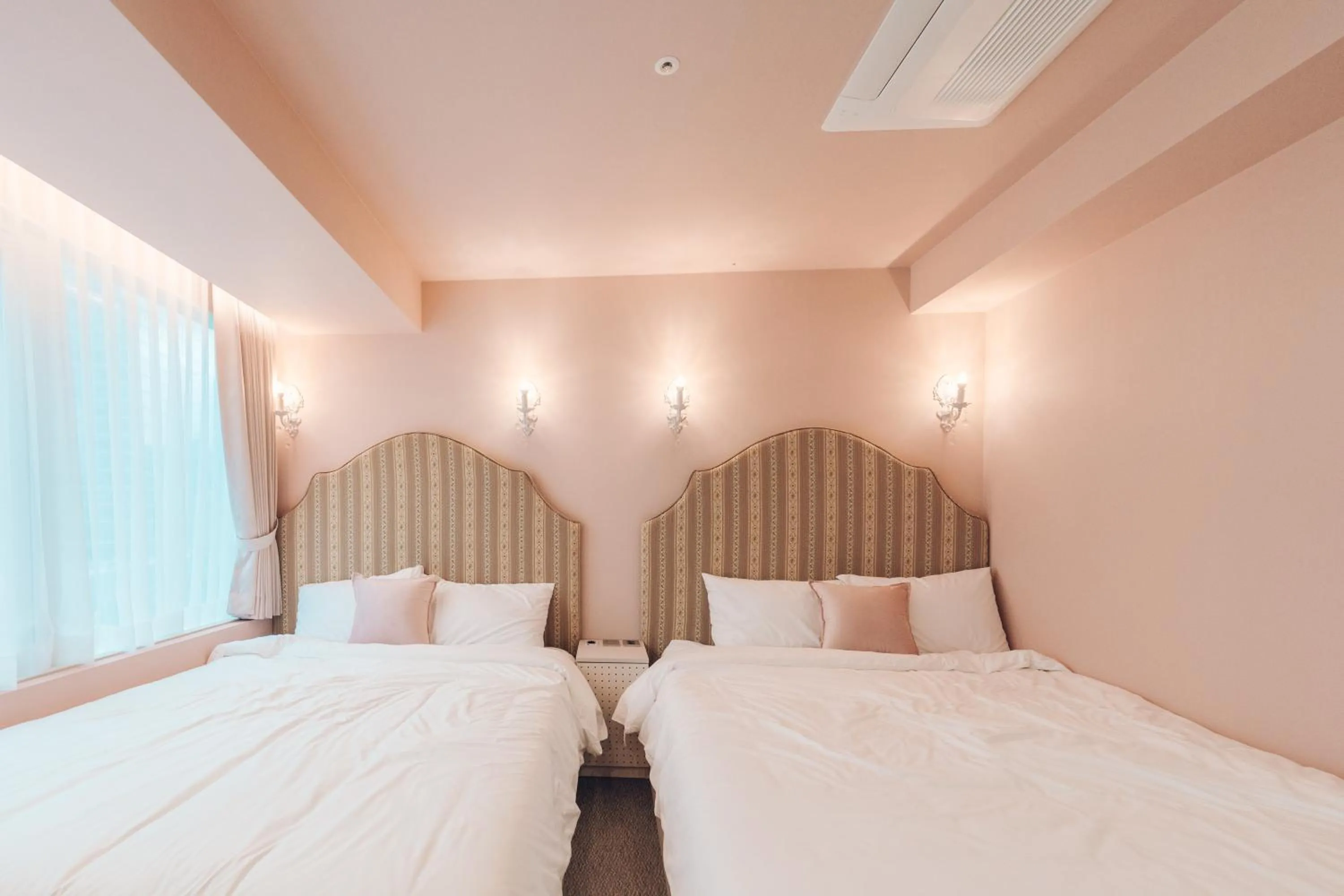 Bed in Monthliv Jongno Jonggak Stay