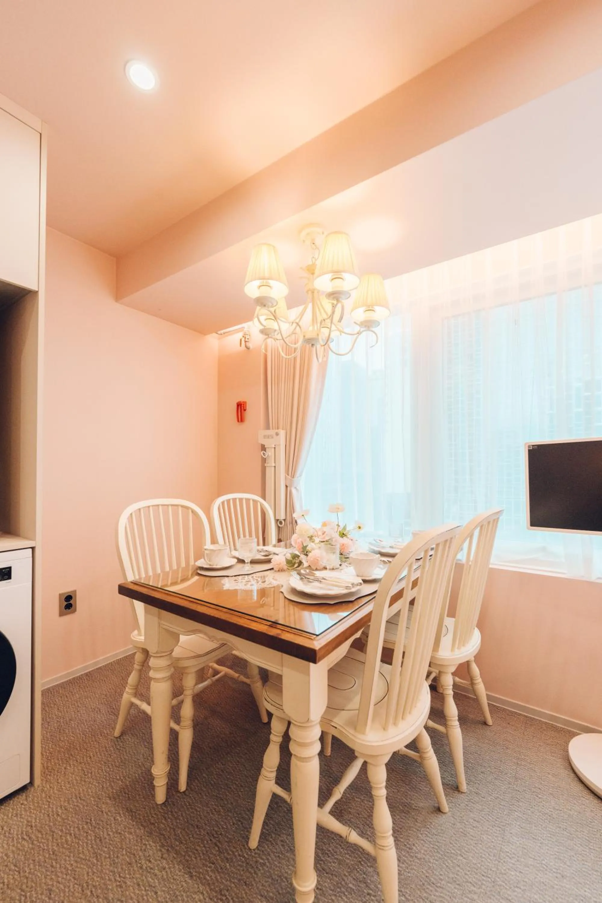 Dining area in Monthliv Jongno Jonggak Stay