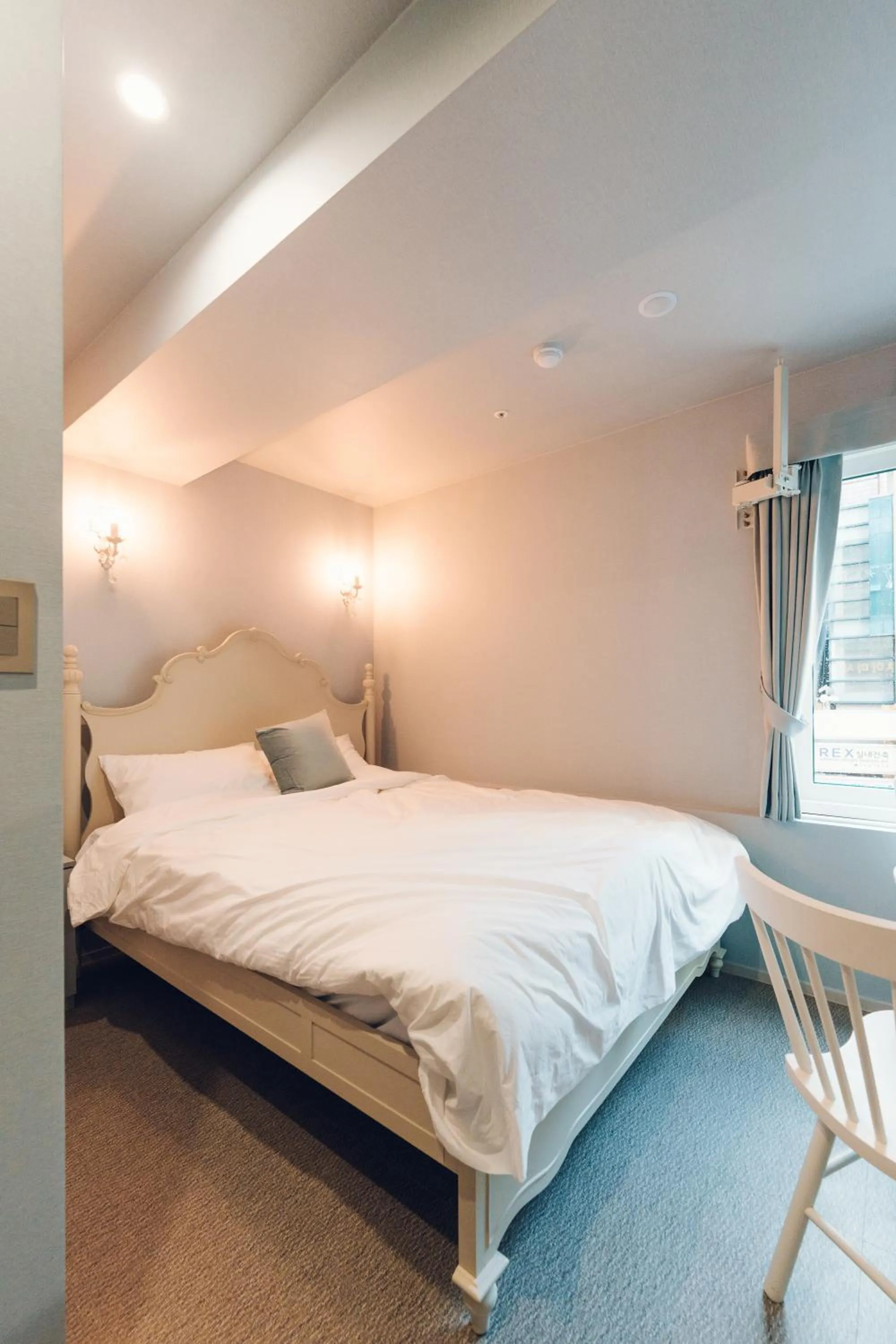 Bed in Monthliv Jongno Jonggak Stay