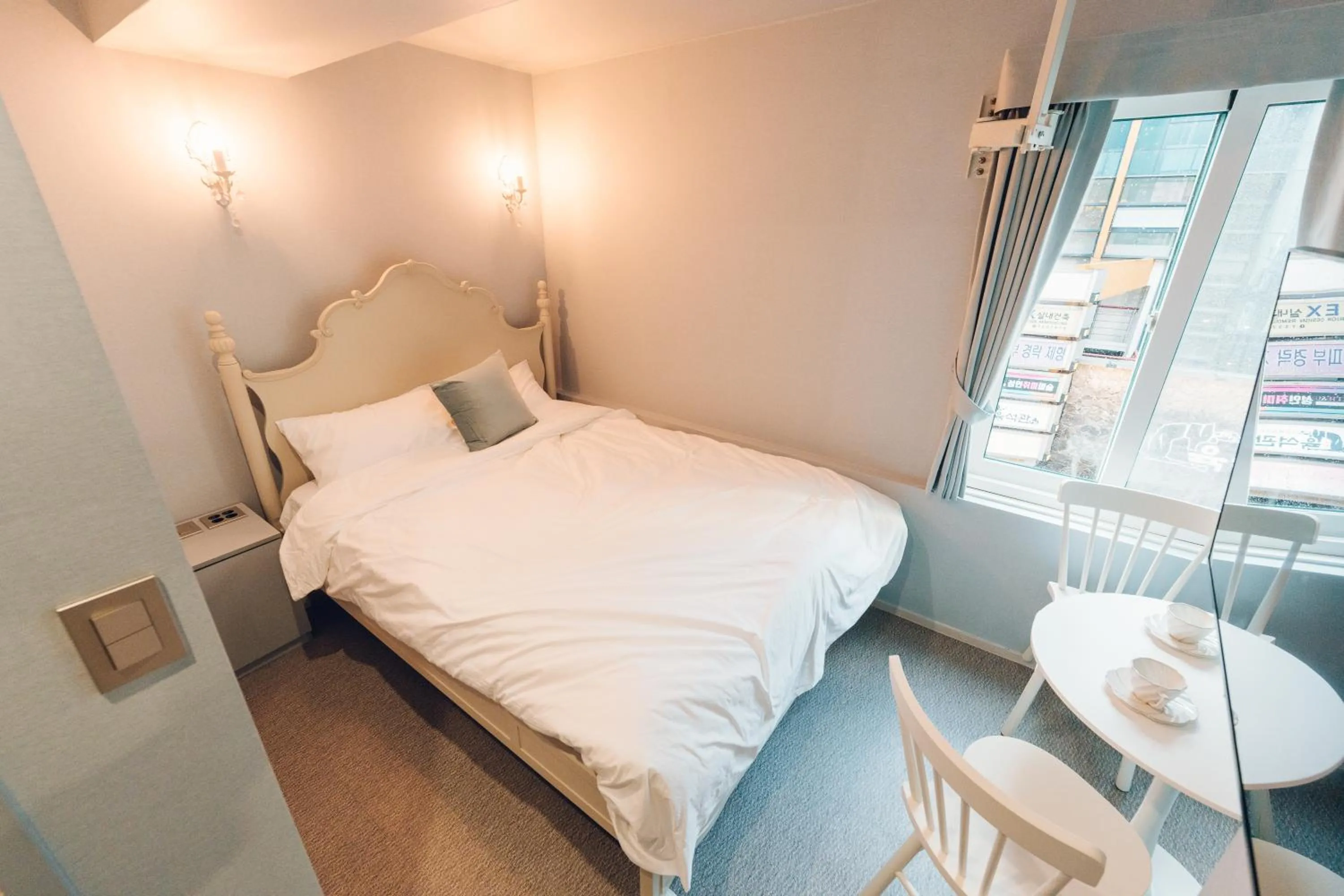 Bed in Monthliv Jongno Jonggak Stay