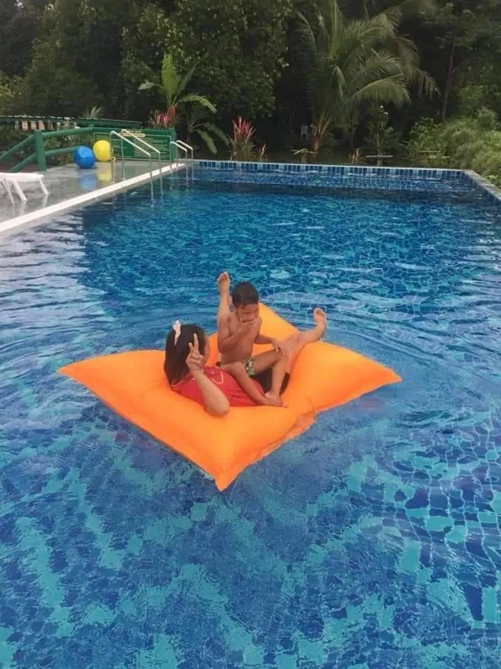 Khao Sok Royal Bamboo Lodges - SHA Certified