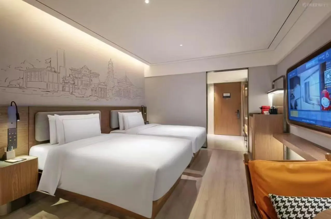 Bed in UrCove By Hyatt Shantou Xinyicheng Huanghe Road