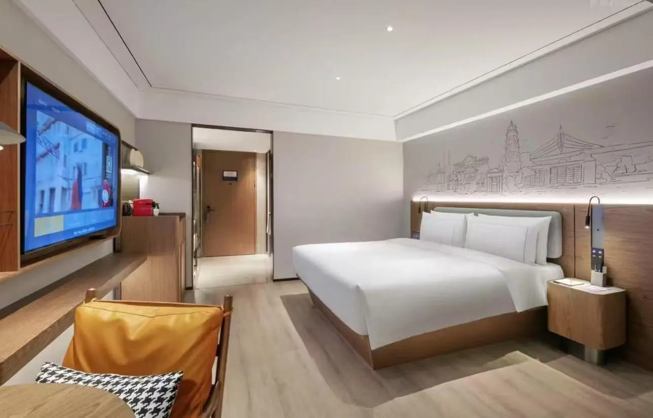 Bed in UrCove By Hyatt Shantou Xinyicheng Huanghe Road